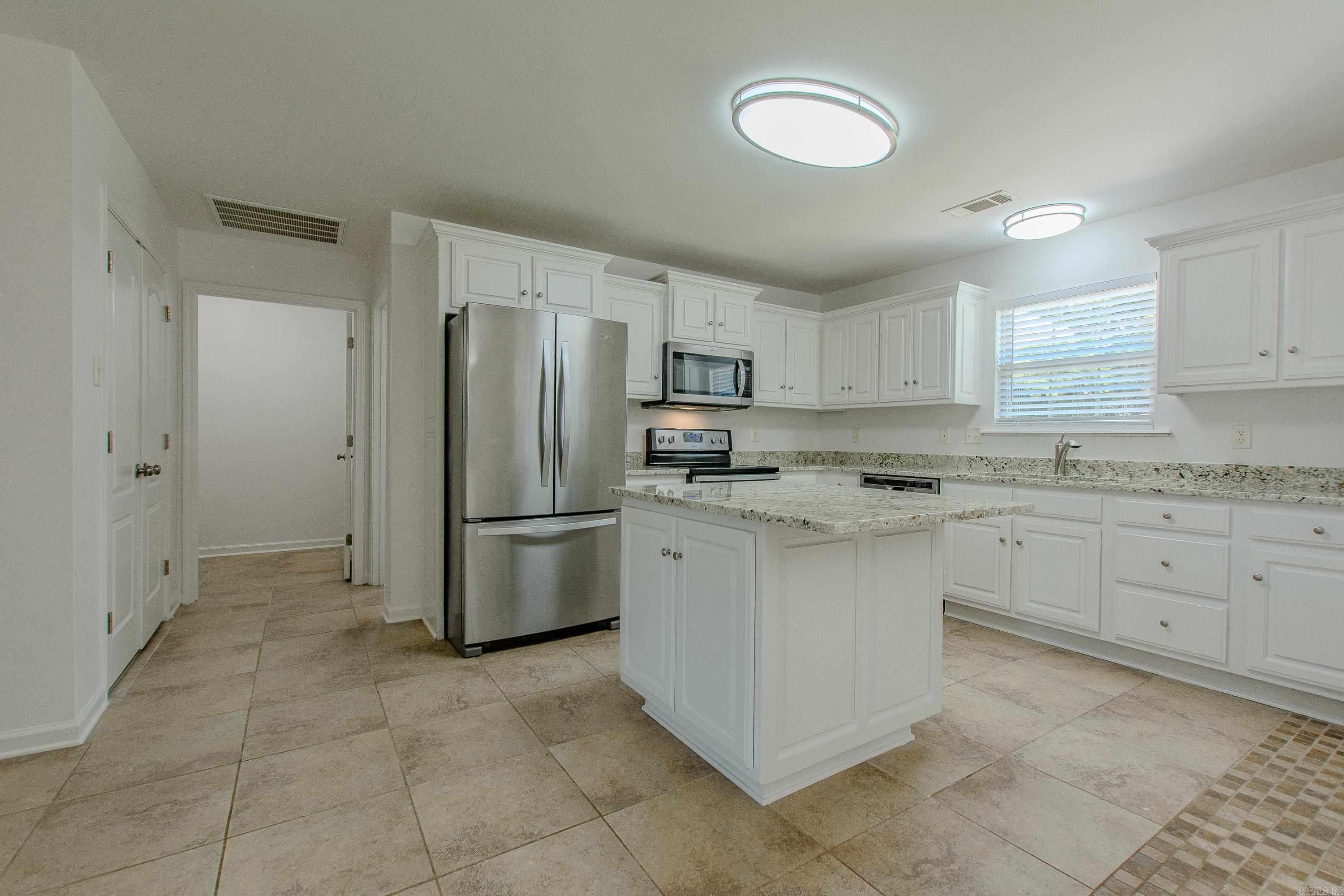 CARRIAGE COURT L - Residential