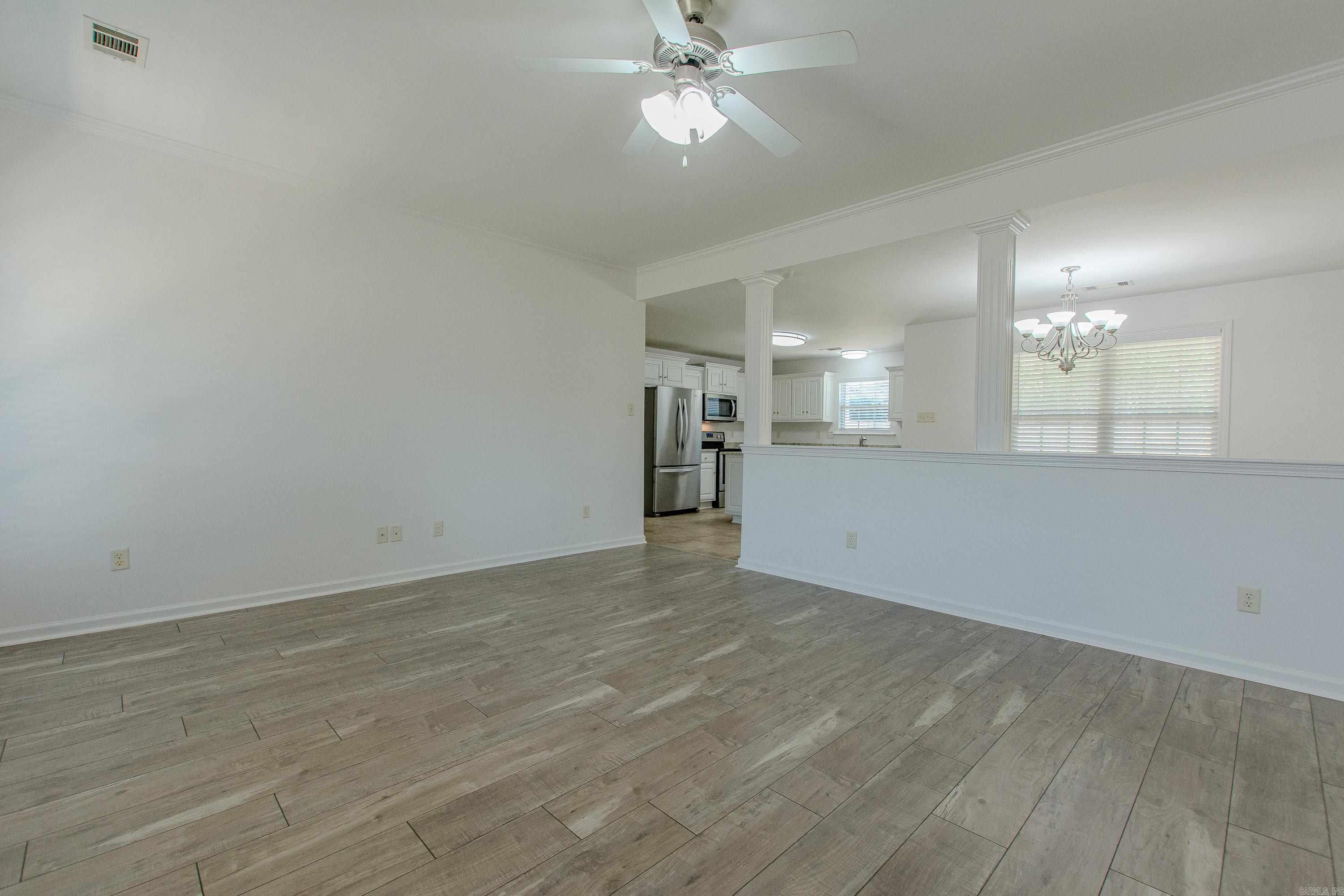 CARRIAGE COURT L - Residential