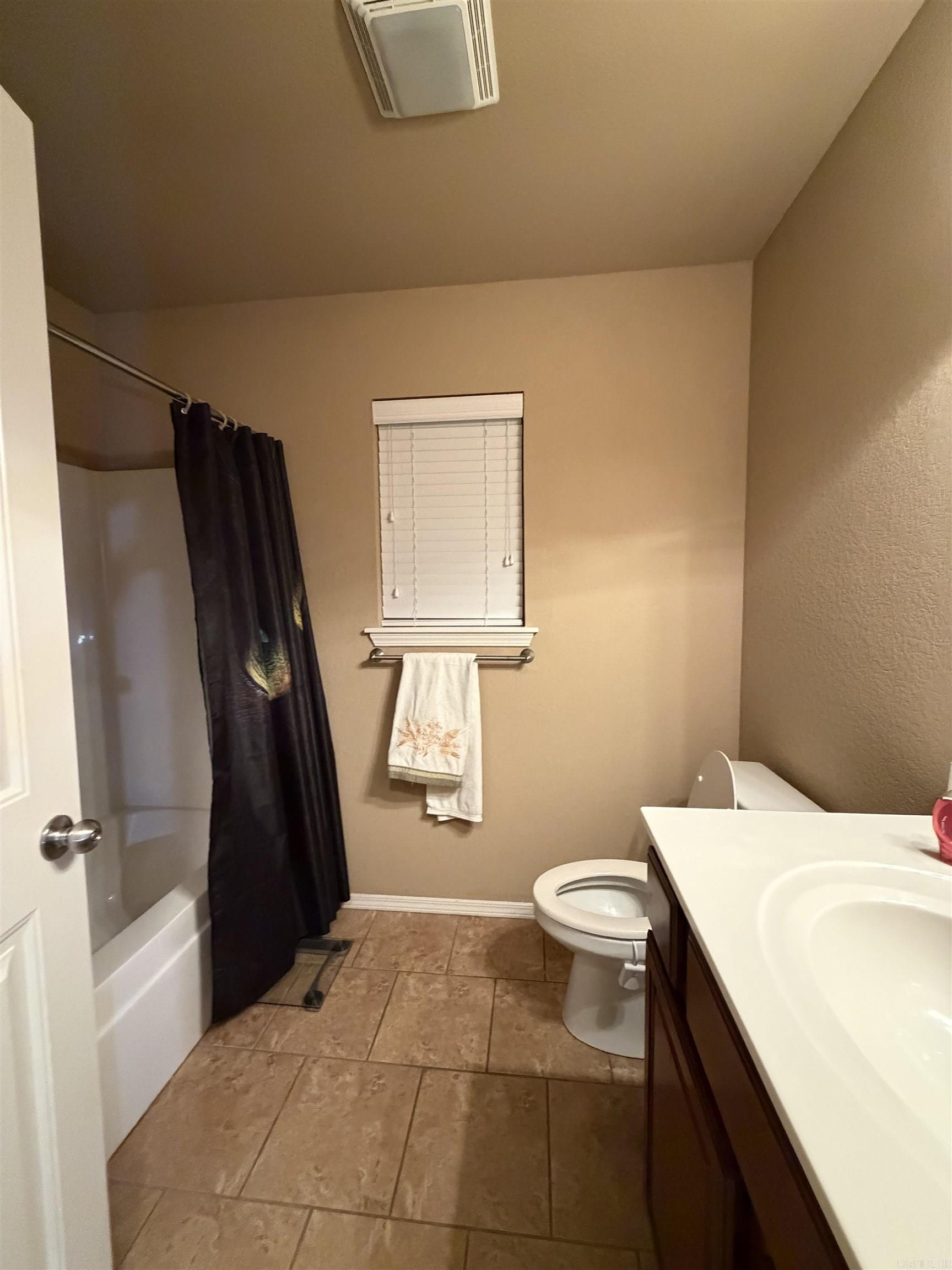 STONEHENGE PLACE - Residential