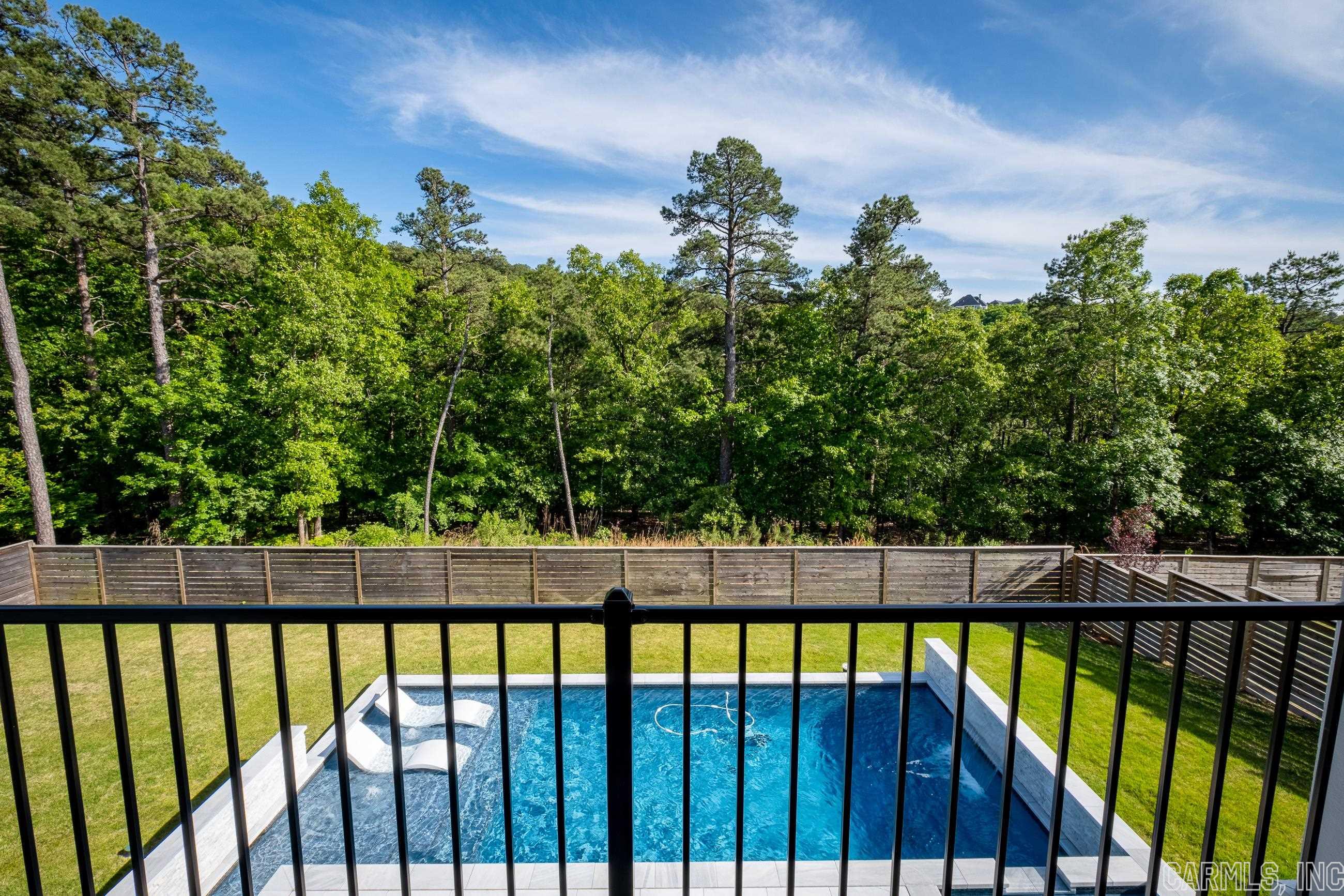 CHENAL VALLEY "FALSTONE COURT" - Residential