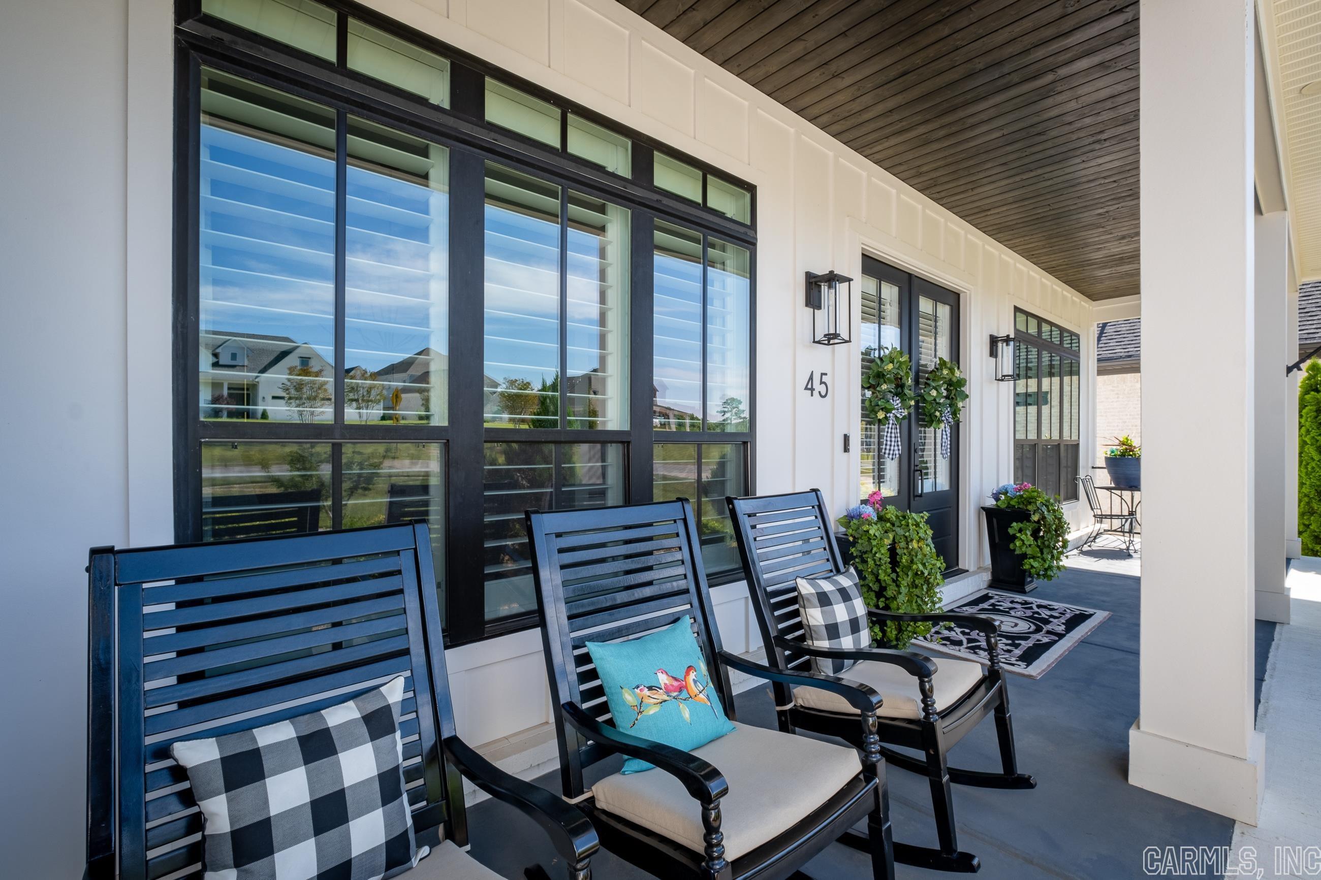 CHENAL VALLEY "FALSTONE COURT" - Residential