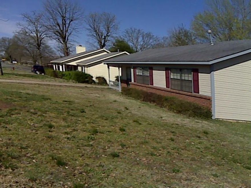 Must have 24 hour notice to show.  No Disclosure.  Seller has never occupied property.  1 of 5 properties being sold in the same subdivision.  Can be bought as a package deal.  Call listing agent for details. This property sold as a package deal with the following properties.  MLS# 15009023 1506 Davis, MLS# 15008927 1505 Davis and MLS# 1500944 1508 Hairston, MLS#15008989 1508 Davis. See on line for details.