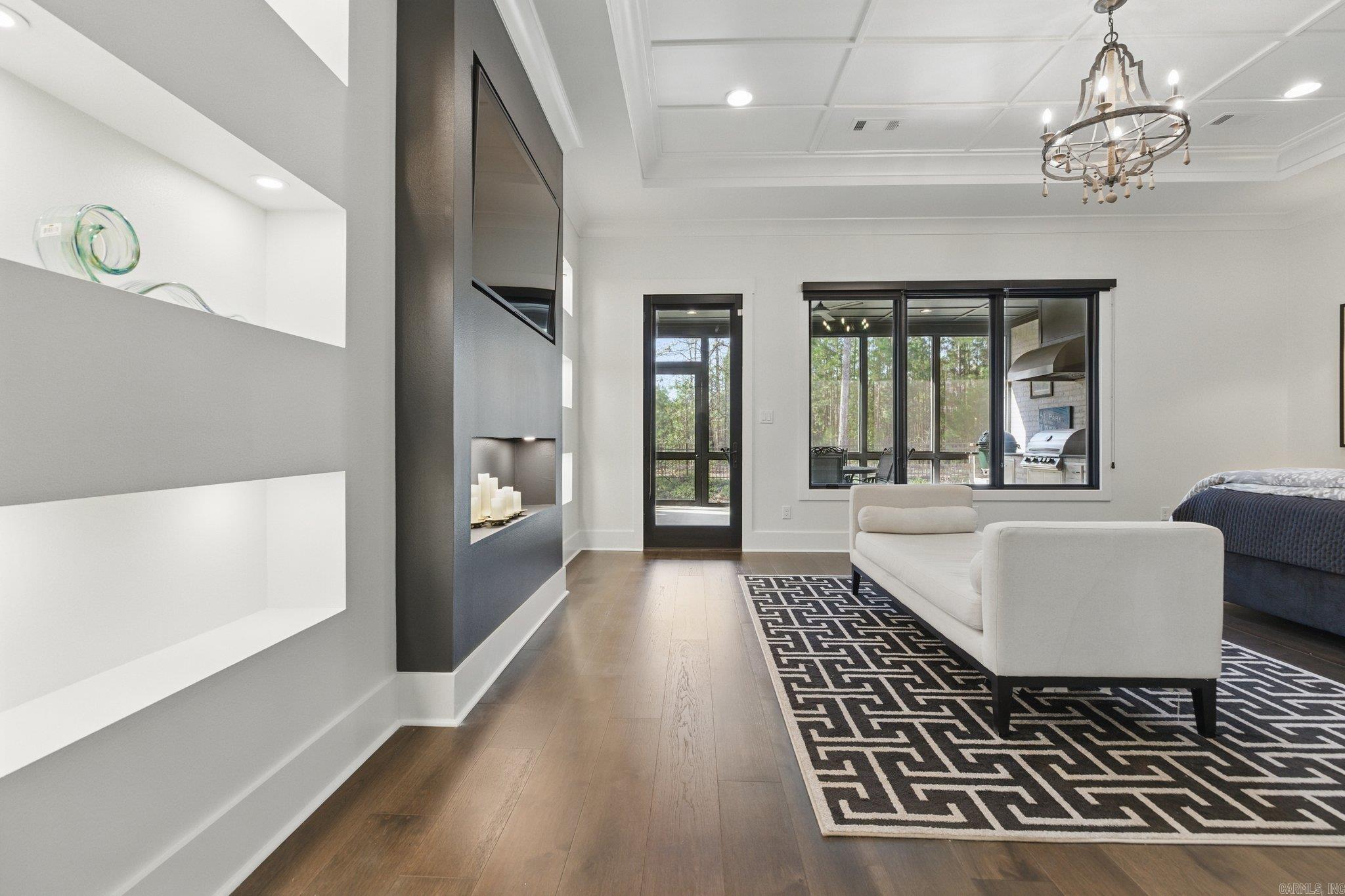 CHENAL VALLEY HALLEN COURT - Residential