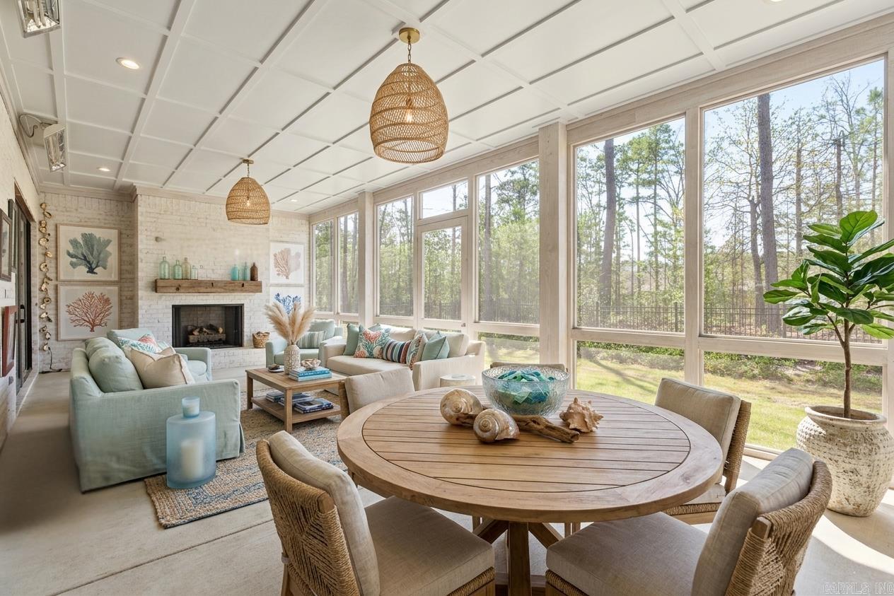 CHENAL VALLEY HALLEN COURT - Residential