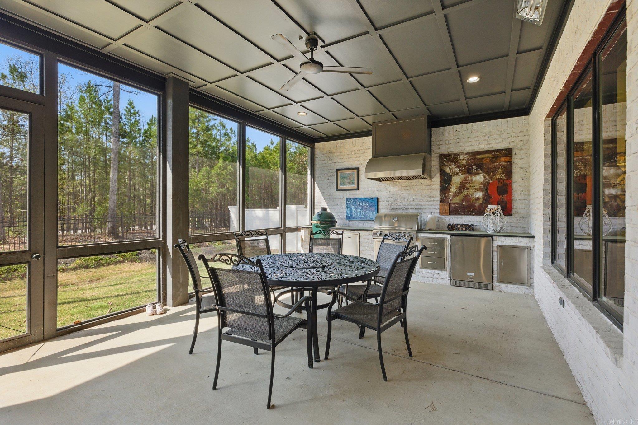 CHENAL VALLEY HALLEN COURT - Residential