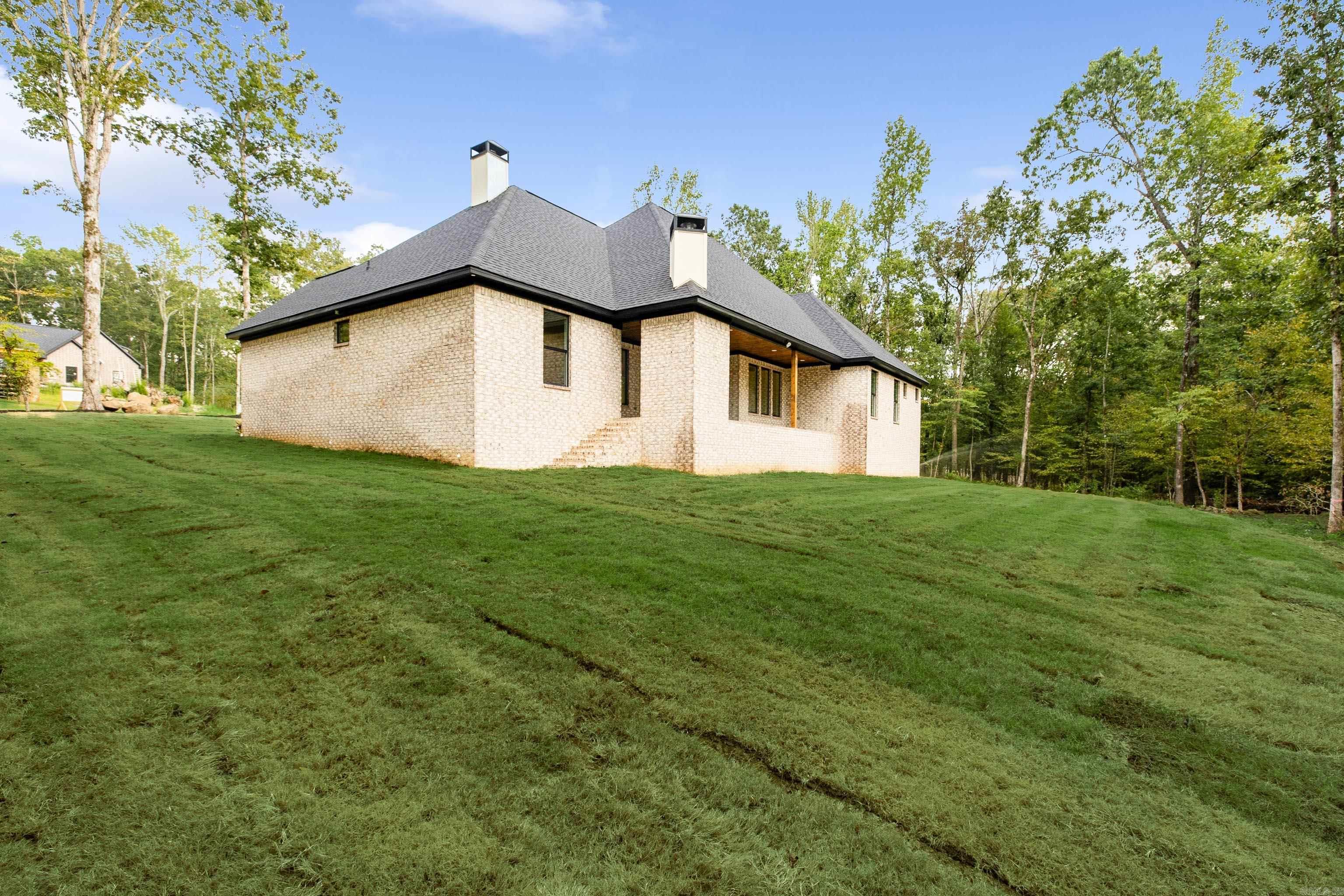 BIG ROCK ESTATES - Residential