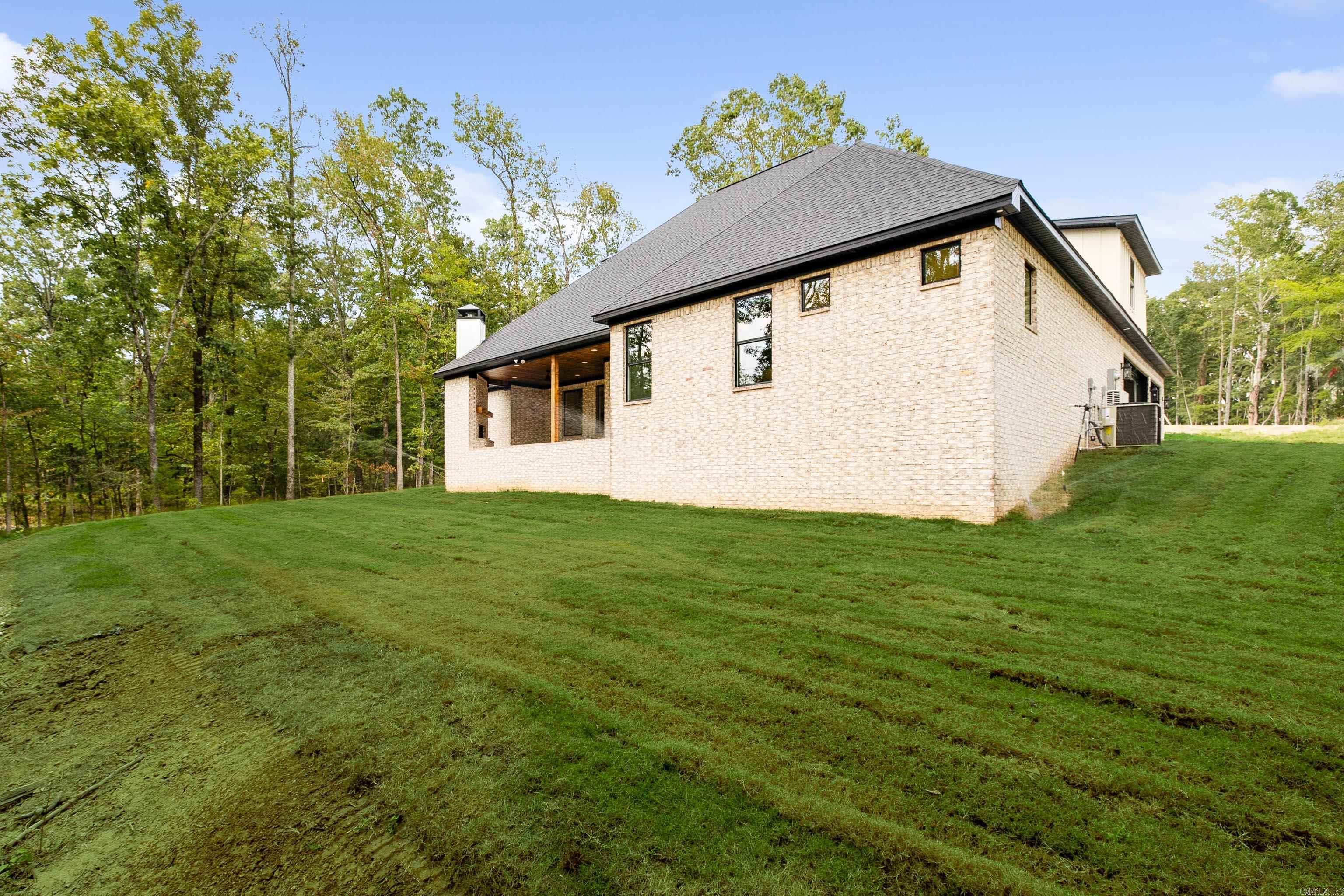 BIG ROCK ESTATES - Residential