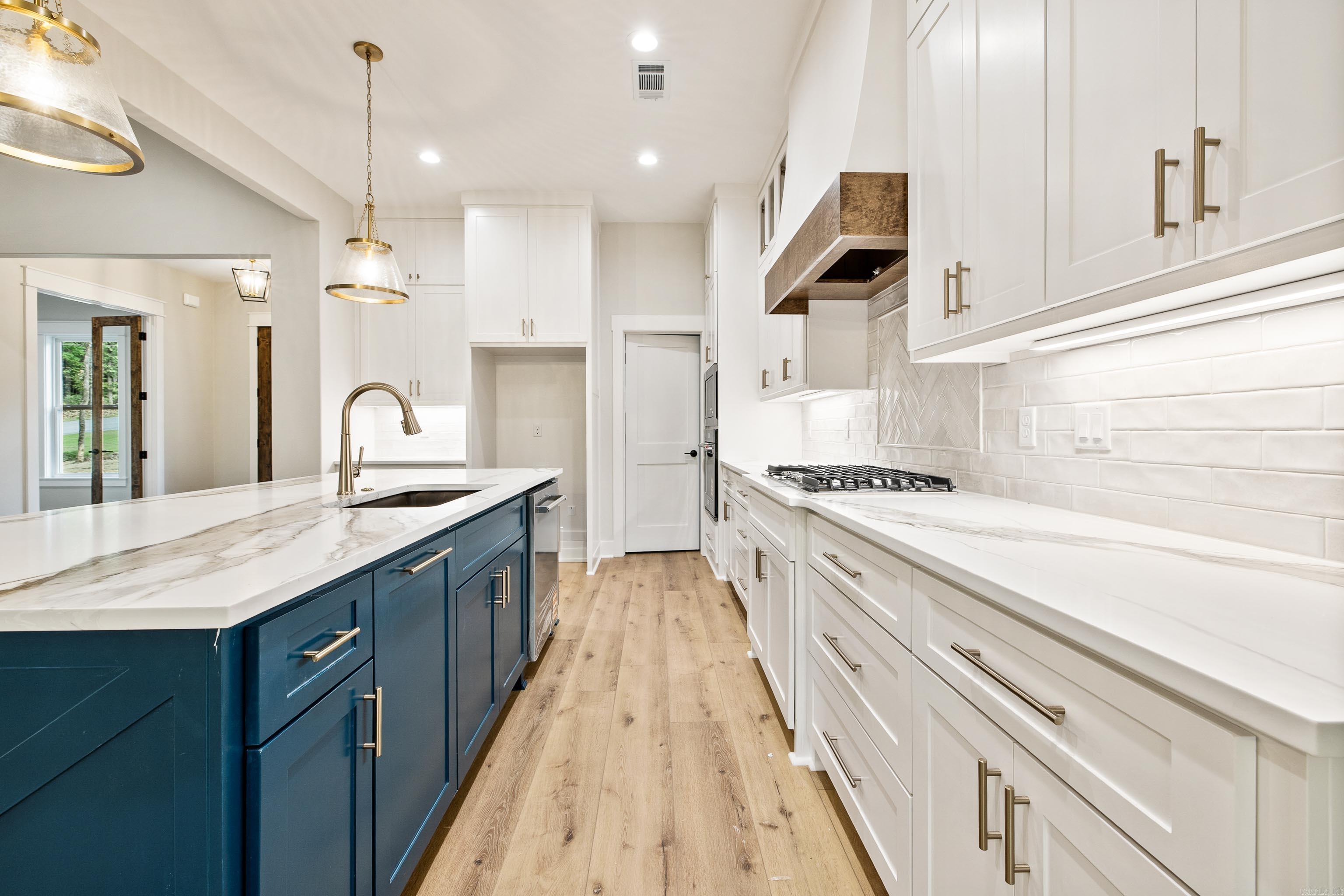 BIG ROCK ESTATES - Residential