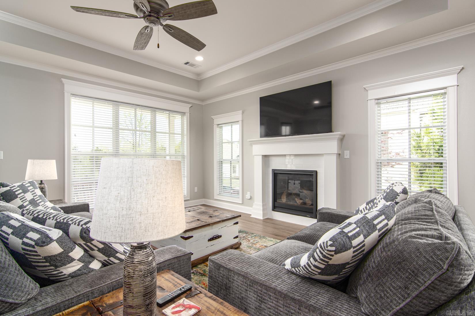 EDGEWOOD PARK - Residential