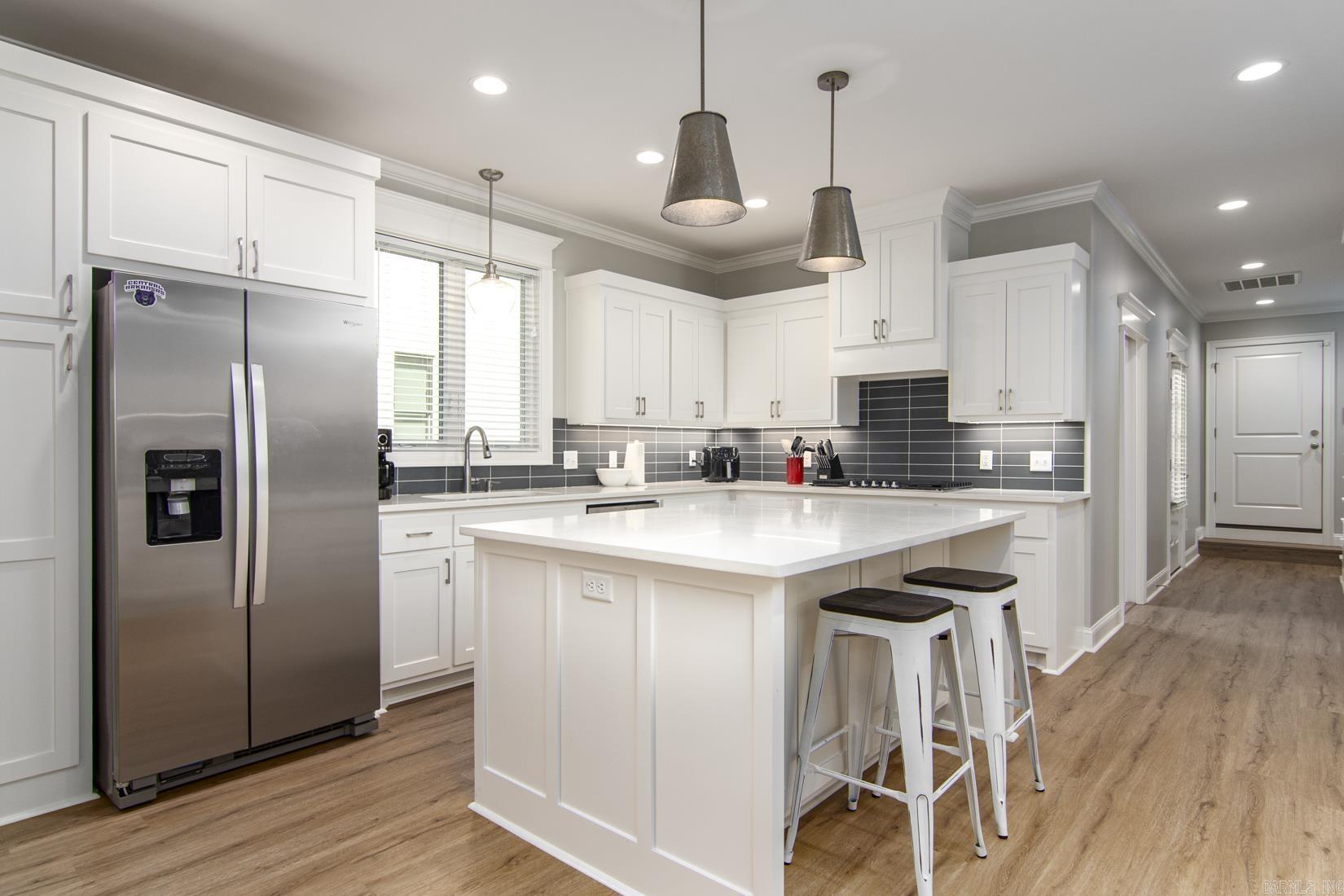 EDGEWOOD PARK - Residential