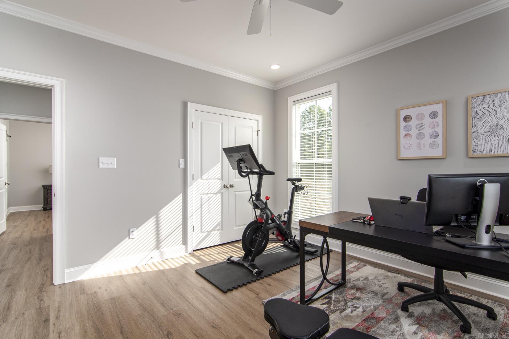 EDGEWOOD PARK - Residential