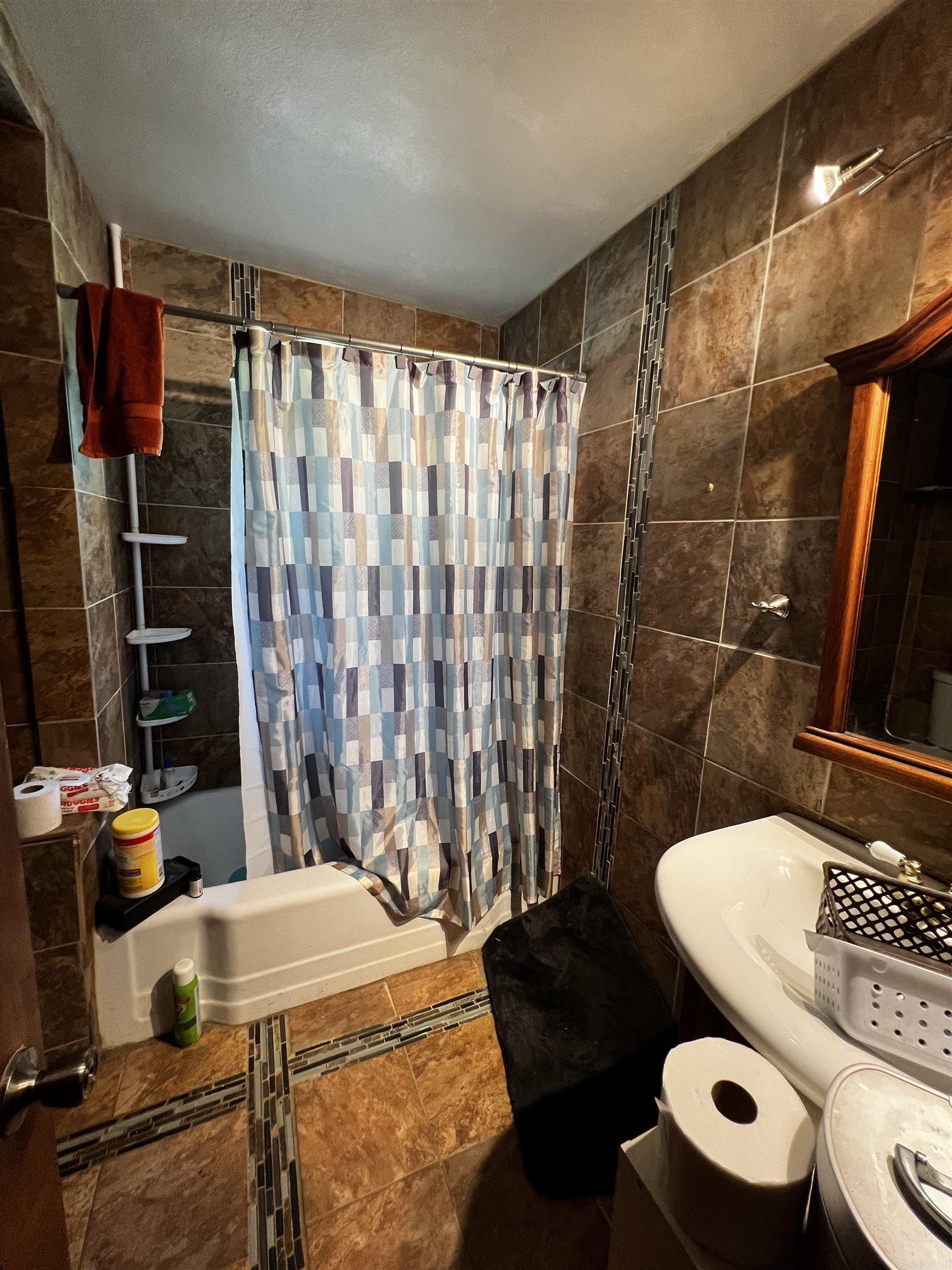 COLLINS SUBD. - Residential