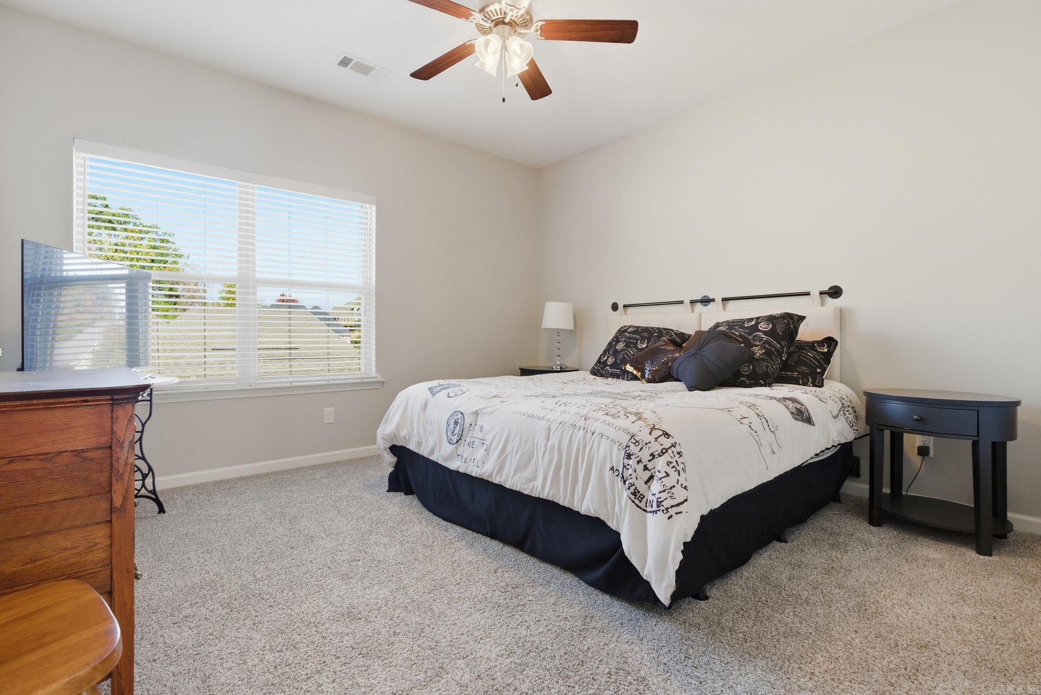 HURRICANE LAKE EST - Residential