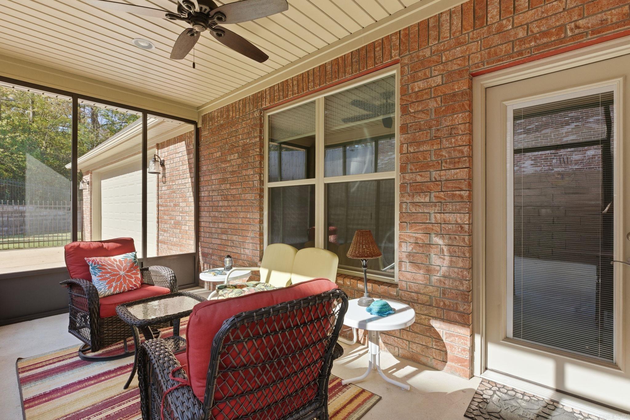 HURRICANE LAKE EST - Residential