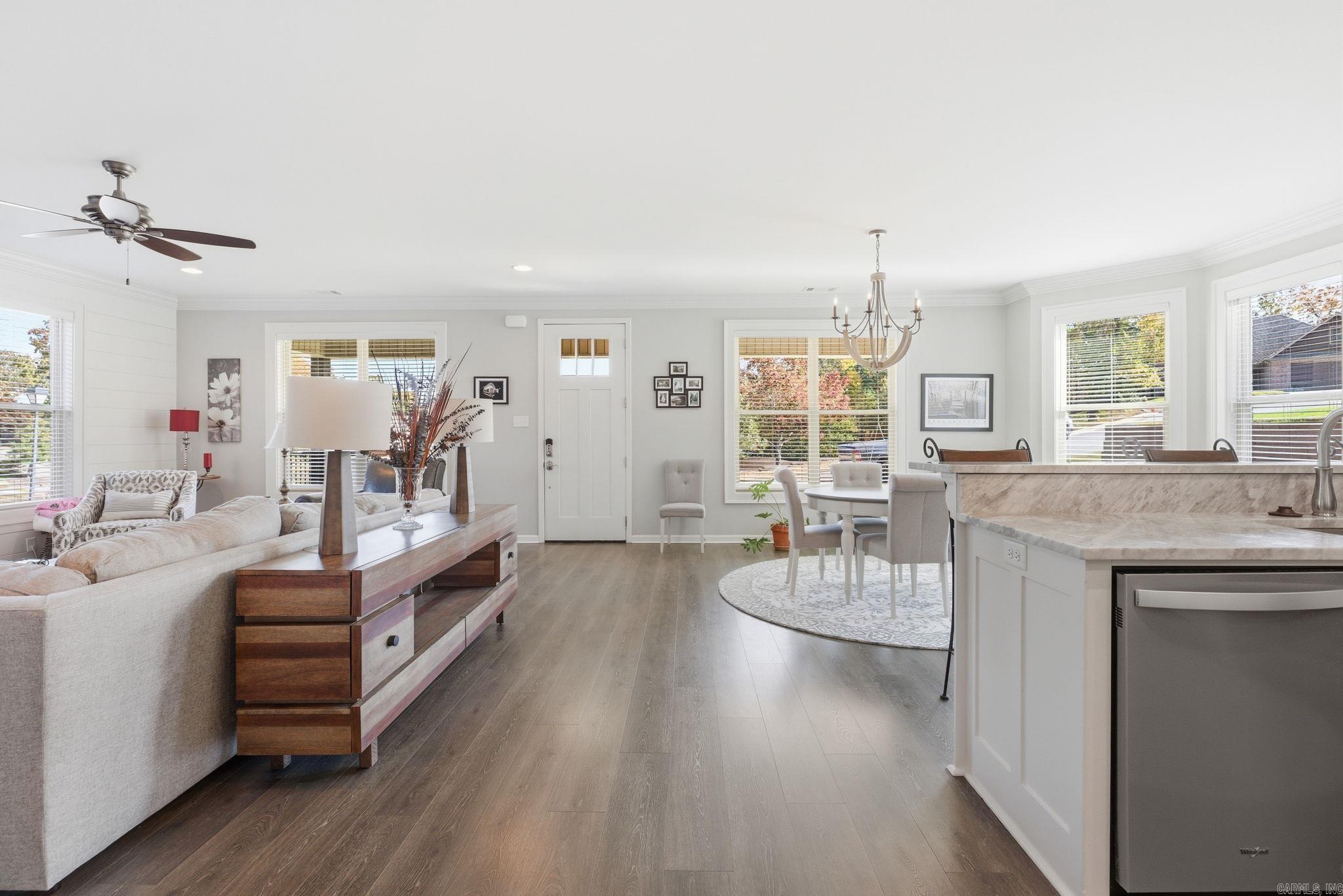 HURRICANE LAKE EST - Residential