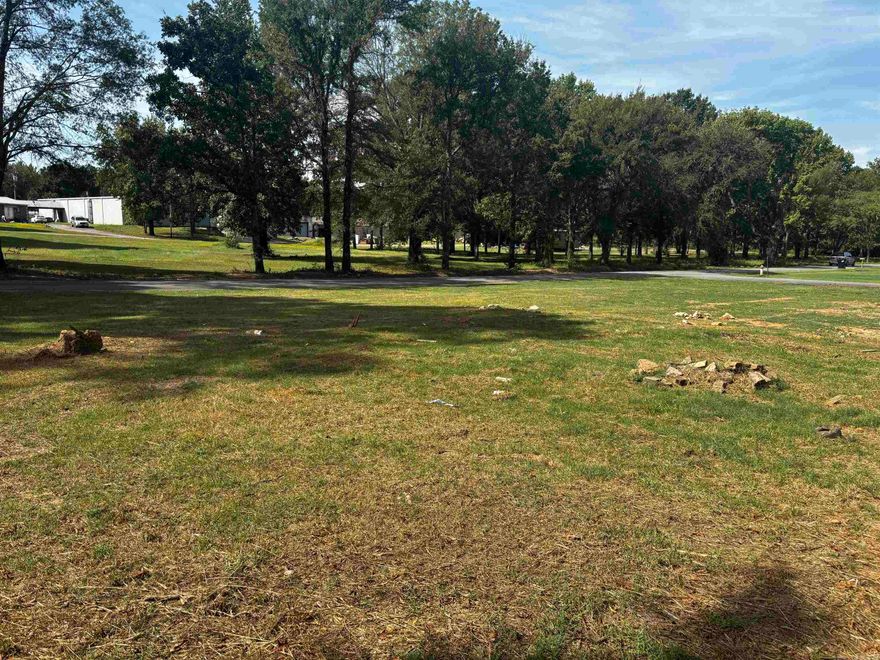 Large corner lot near Lake Overcup