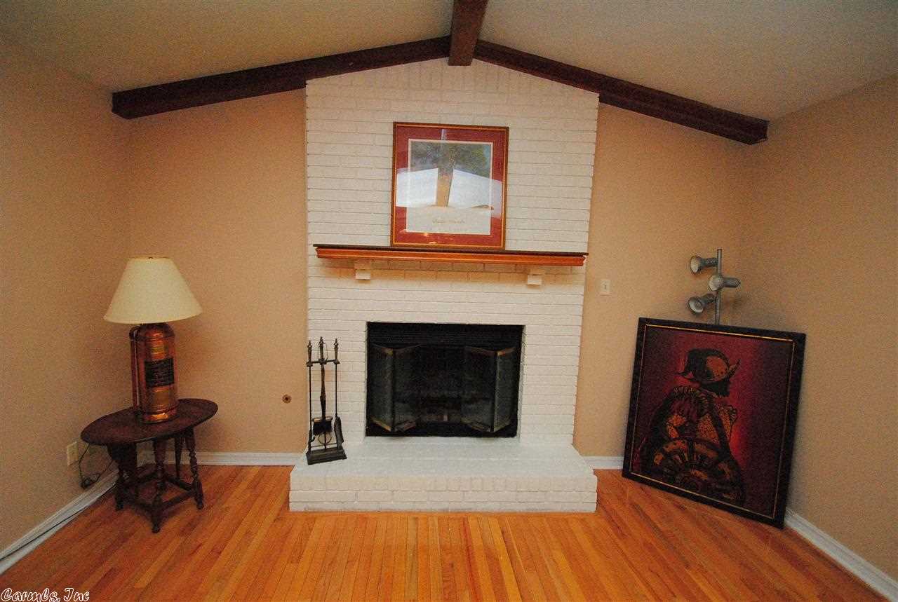 STONEWALL - Residential