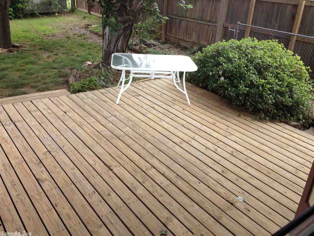 STONEWALL - Residential