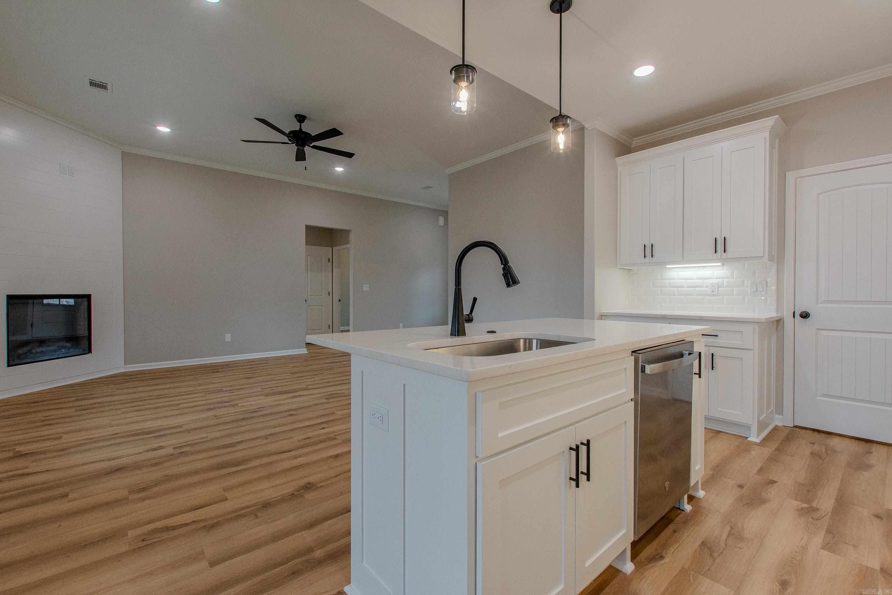 HIDDEN VALLEY ESTATES - Residential