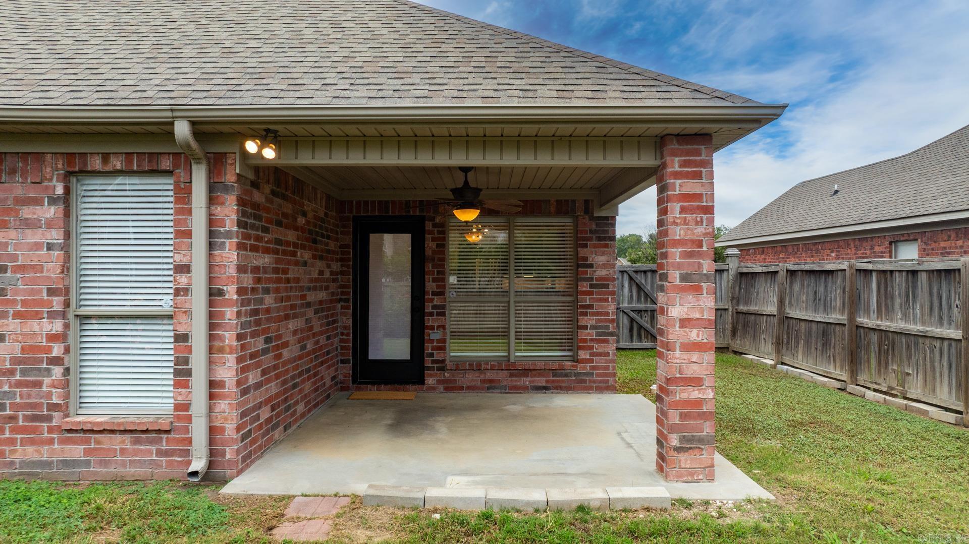 COUNTRY CLUB OF ARK THE - Residential