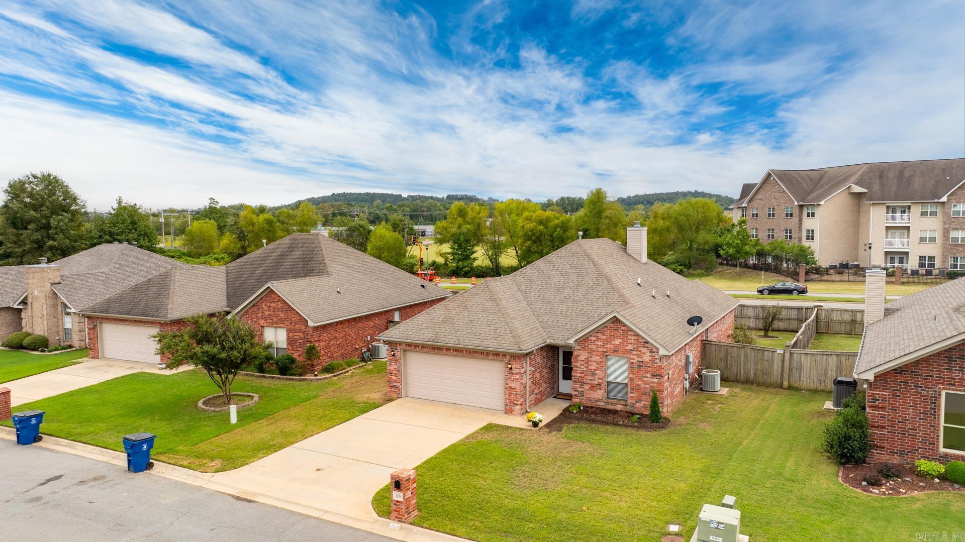 COUNTRY CLUB OF ARK THE - Residential