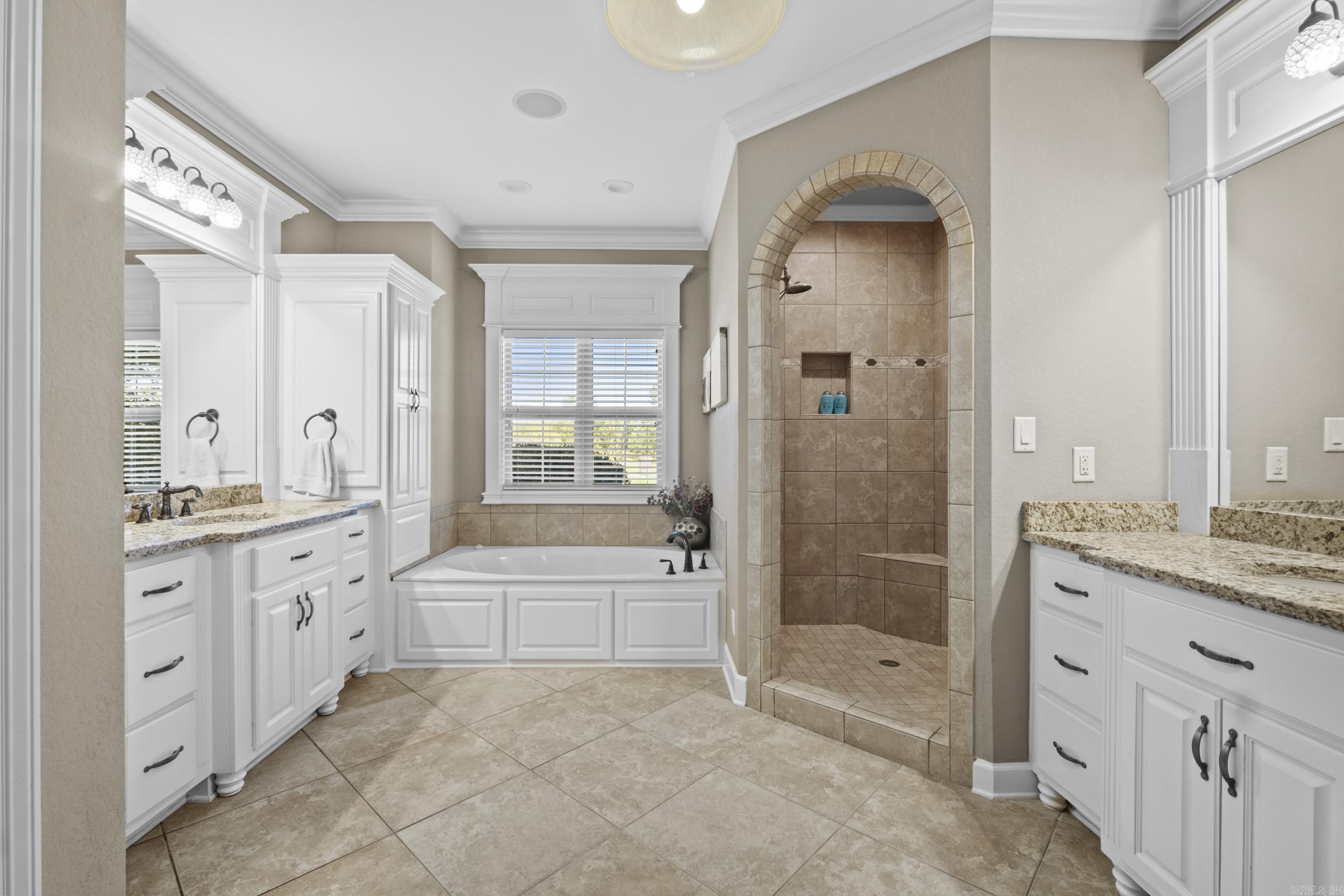 HILLCREST ESTATES - Residential