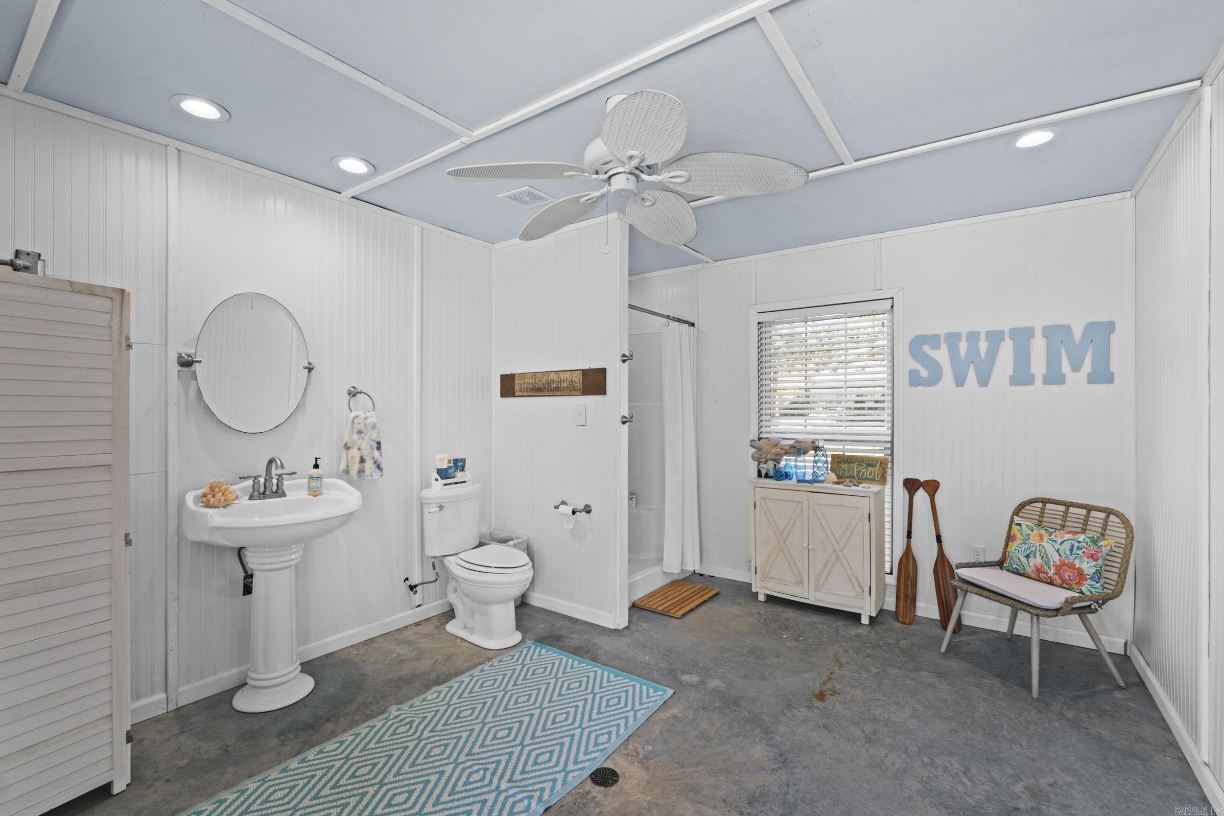 HILLCREST ESTATES - Residential