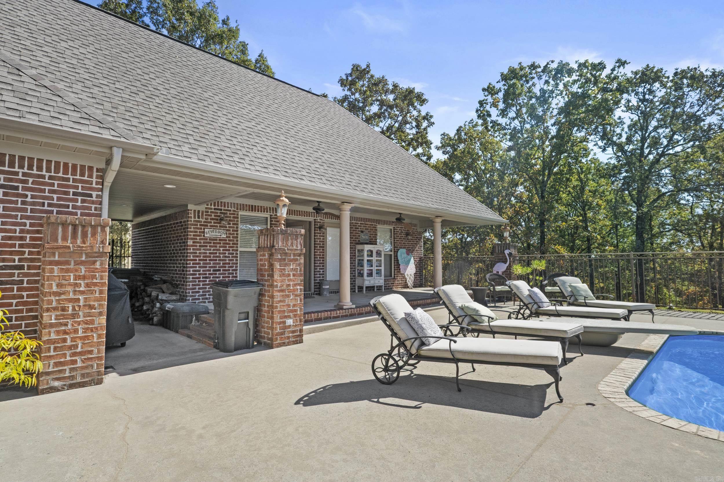 HILLCREST ESTATES - Residential