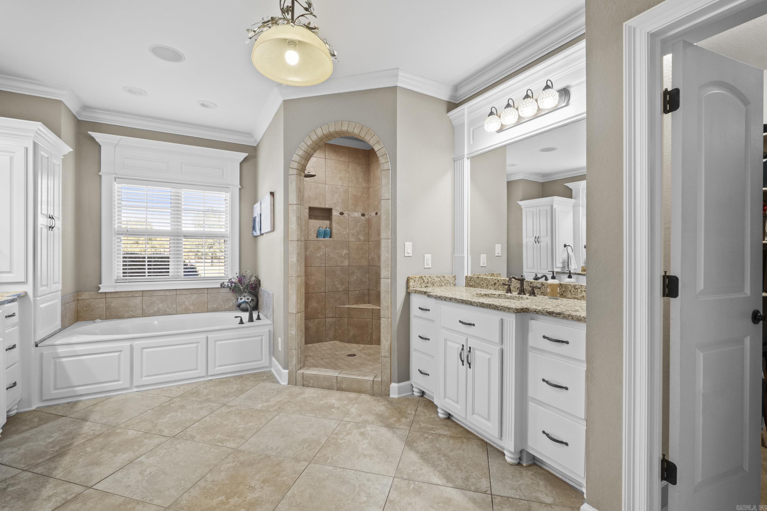 HILLCREST ESTATES - Residential