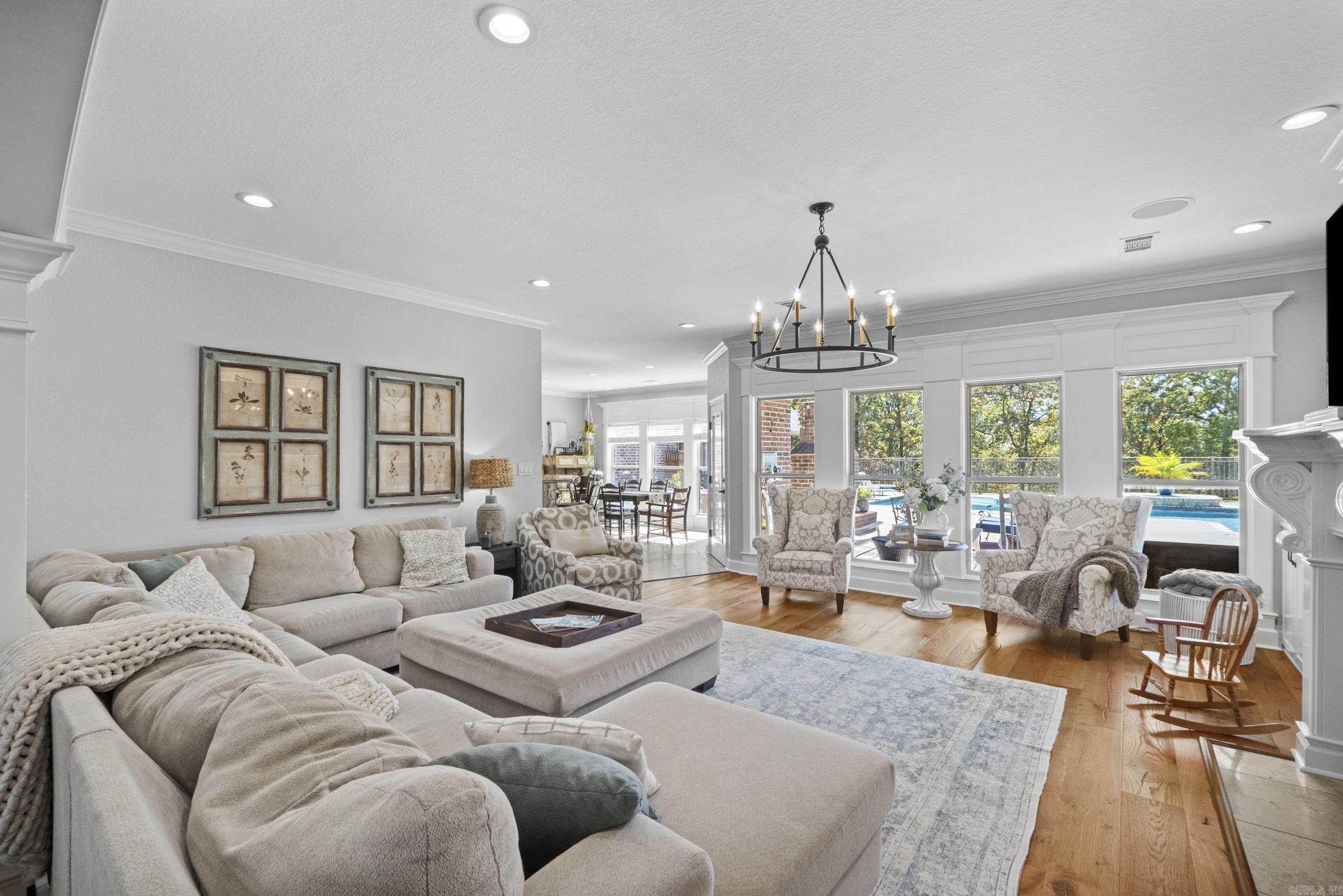HILLCREST ESTATES - Residential