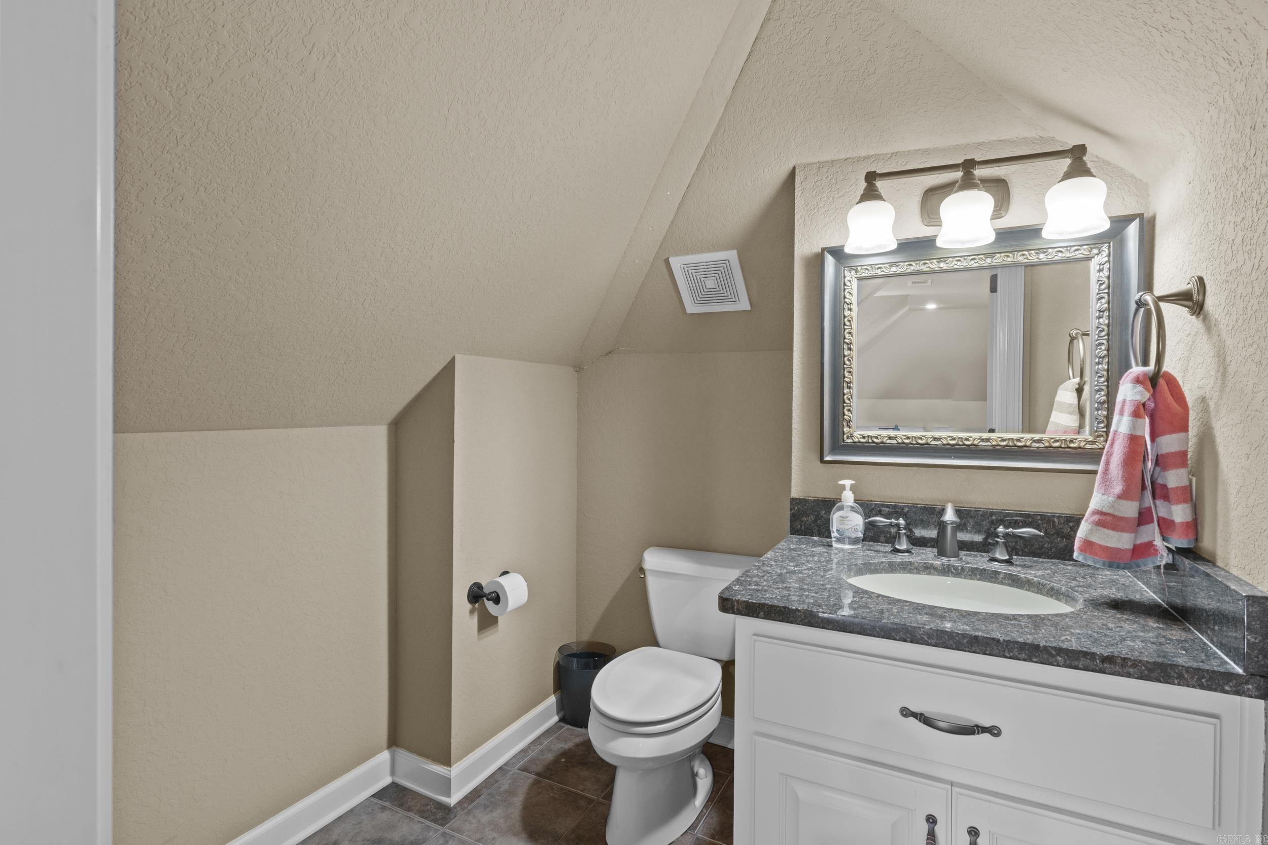 HILLCREST ESTATES - Residential
