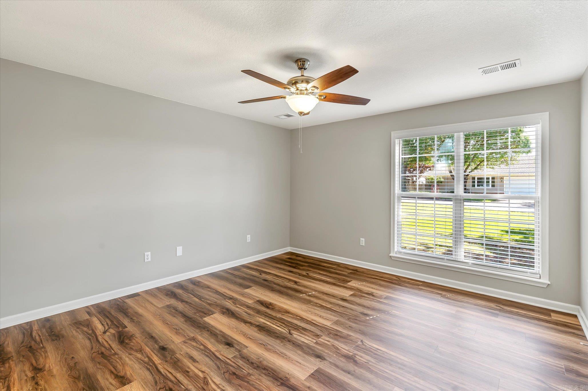 Lynnwood Heights - Residential