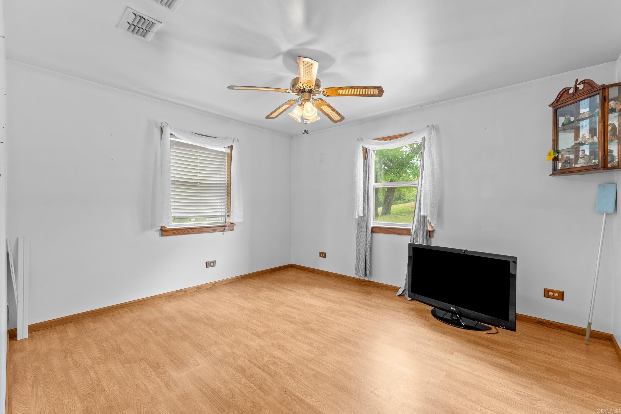 GOLD LAKE CLUB - Residential