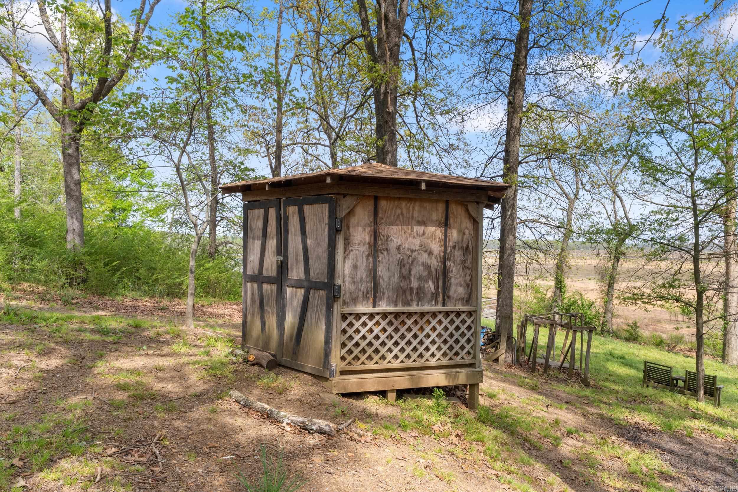 GOLD LAKE CLUB - Residential