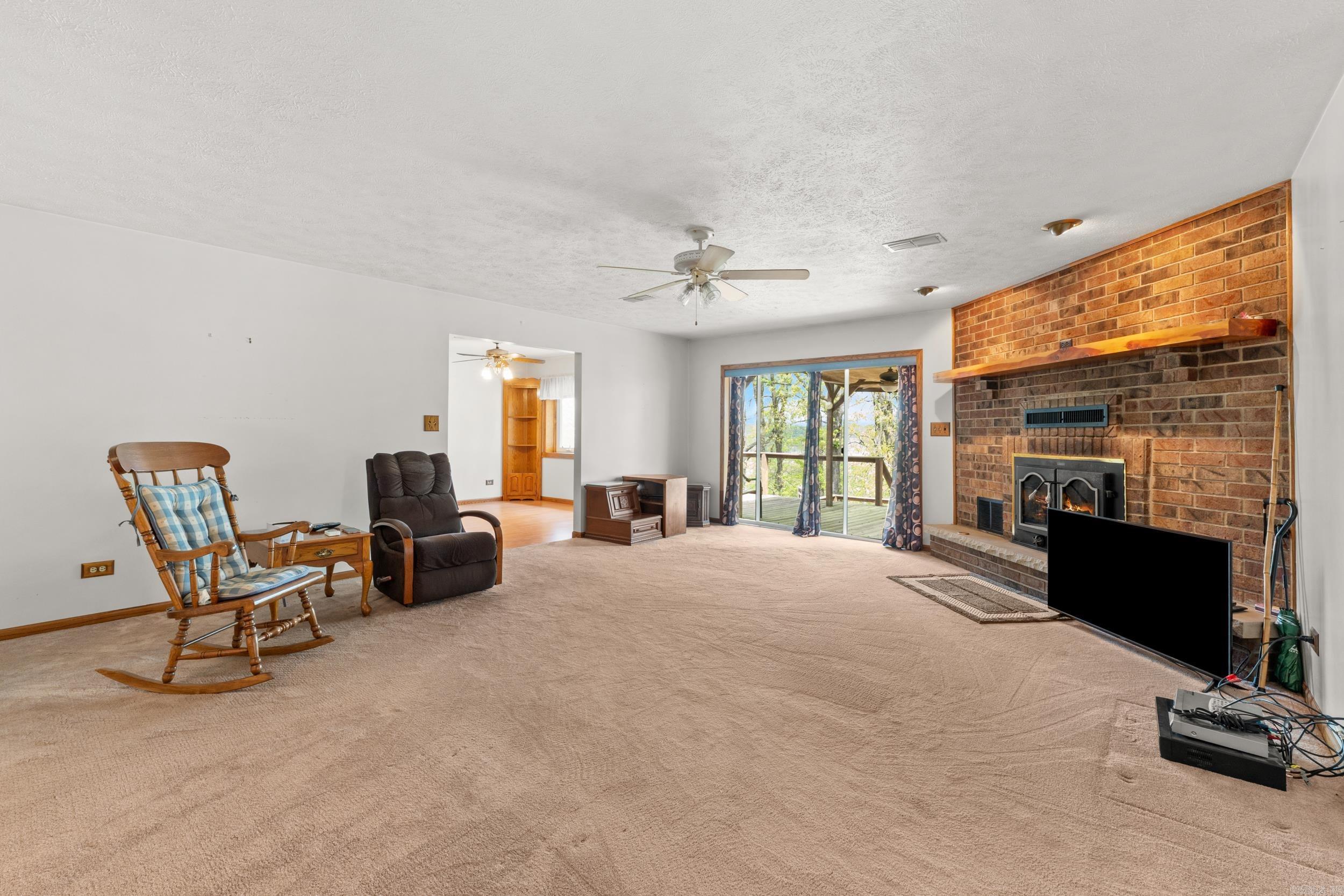 GOLD LAKE CLUB - Residential