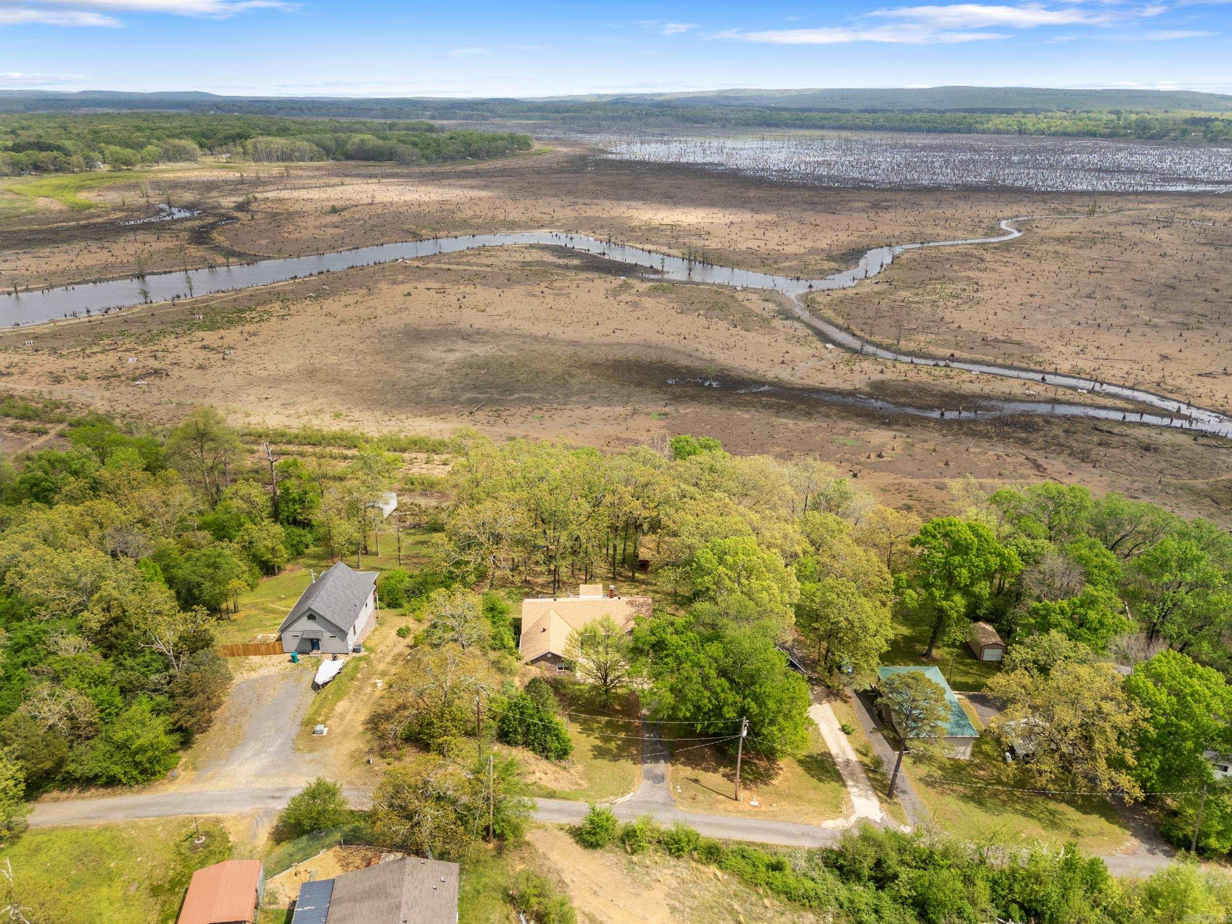 GOLD LAKE CLUB - Residential