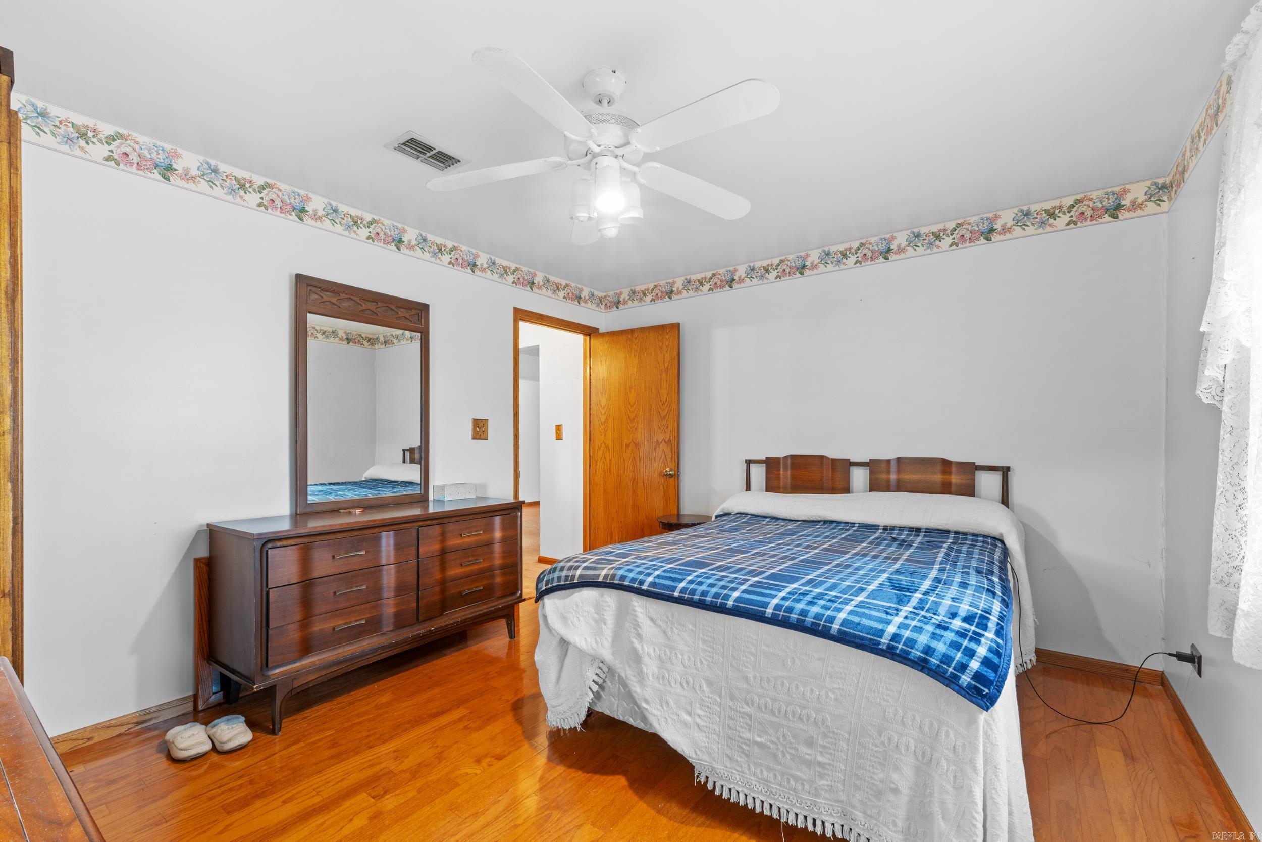 GOLD LAKE CLUB - Residential