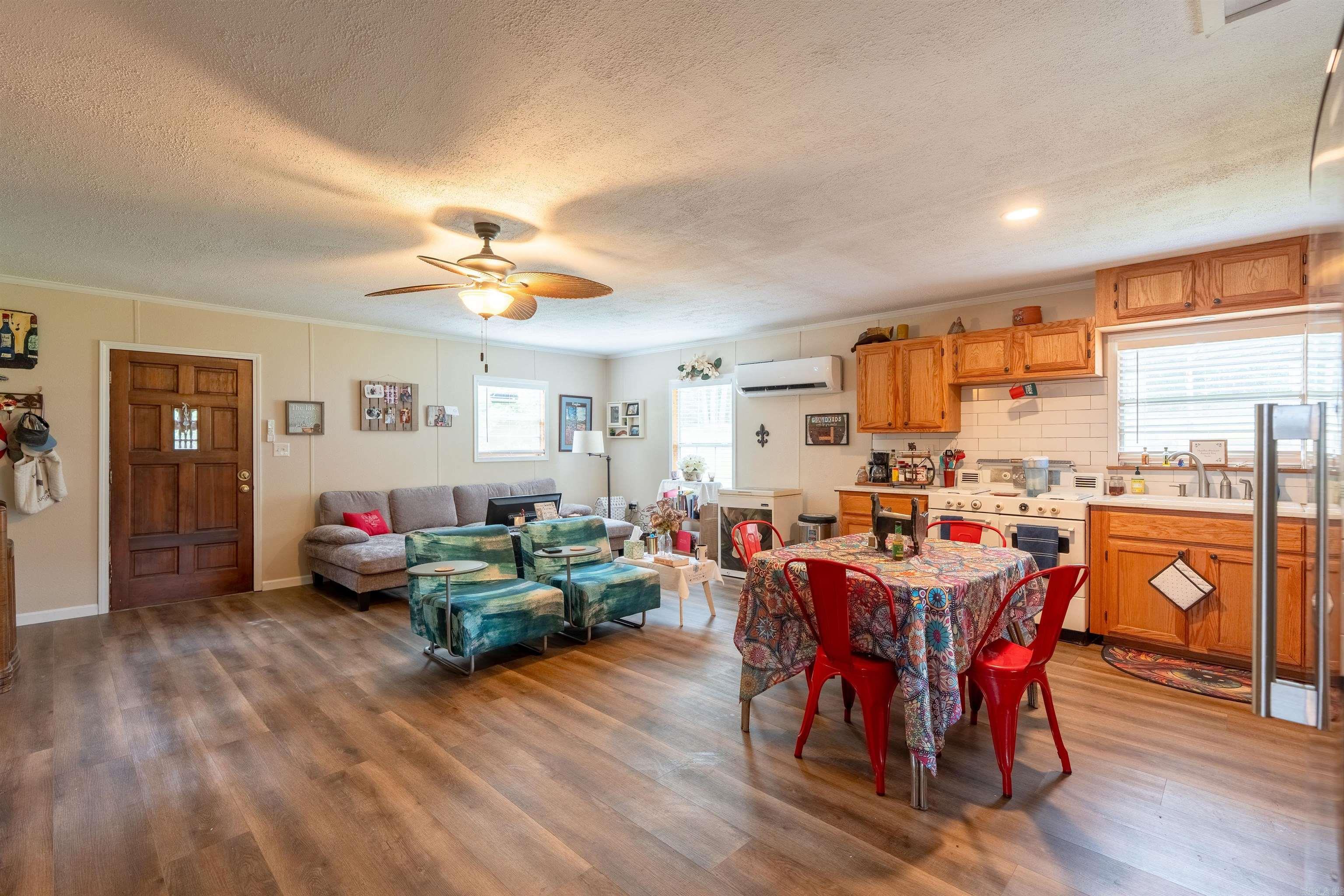 SOUTH SHORE PARK - Residential