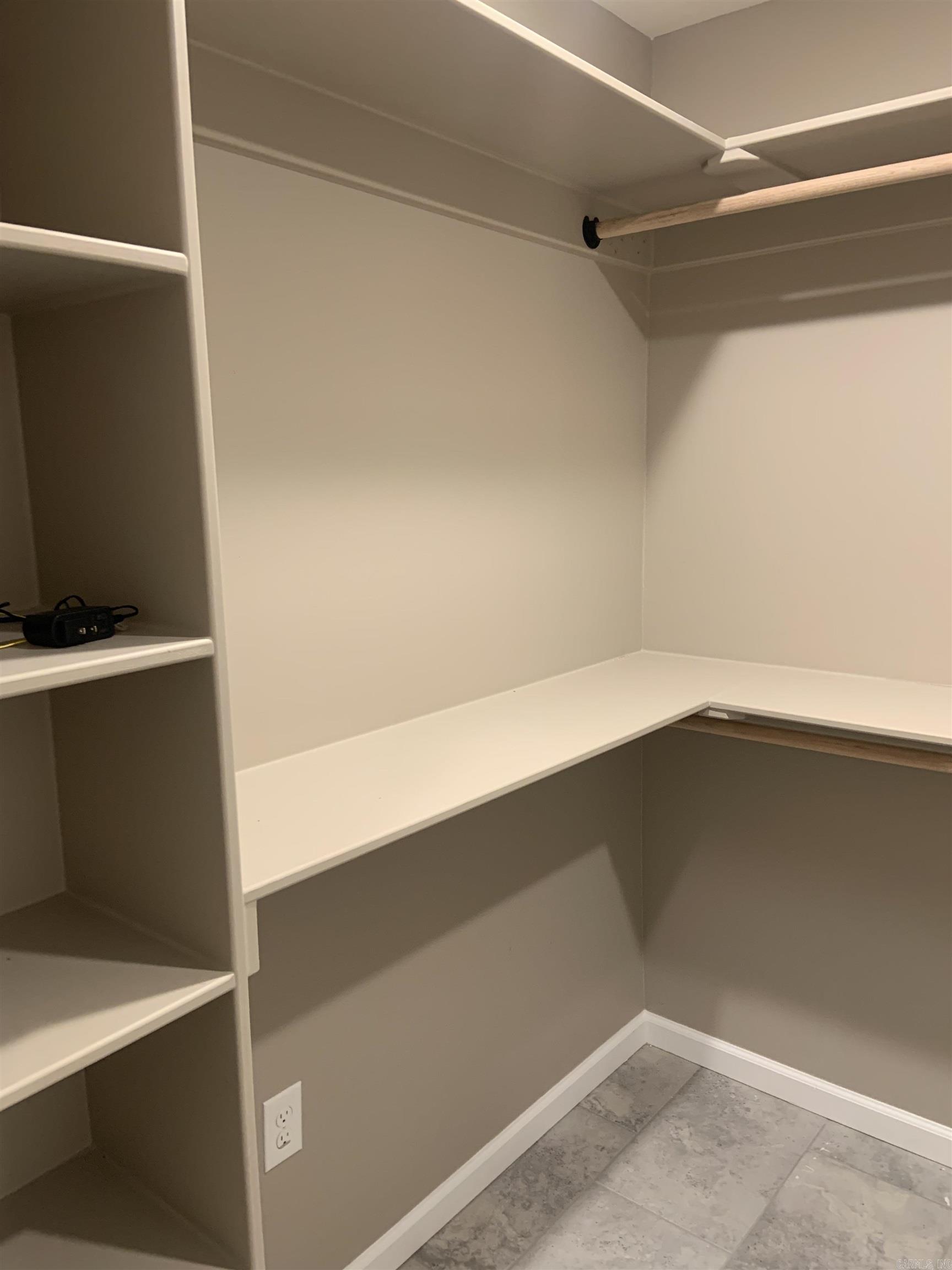 HOWELL - Residential