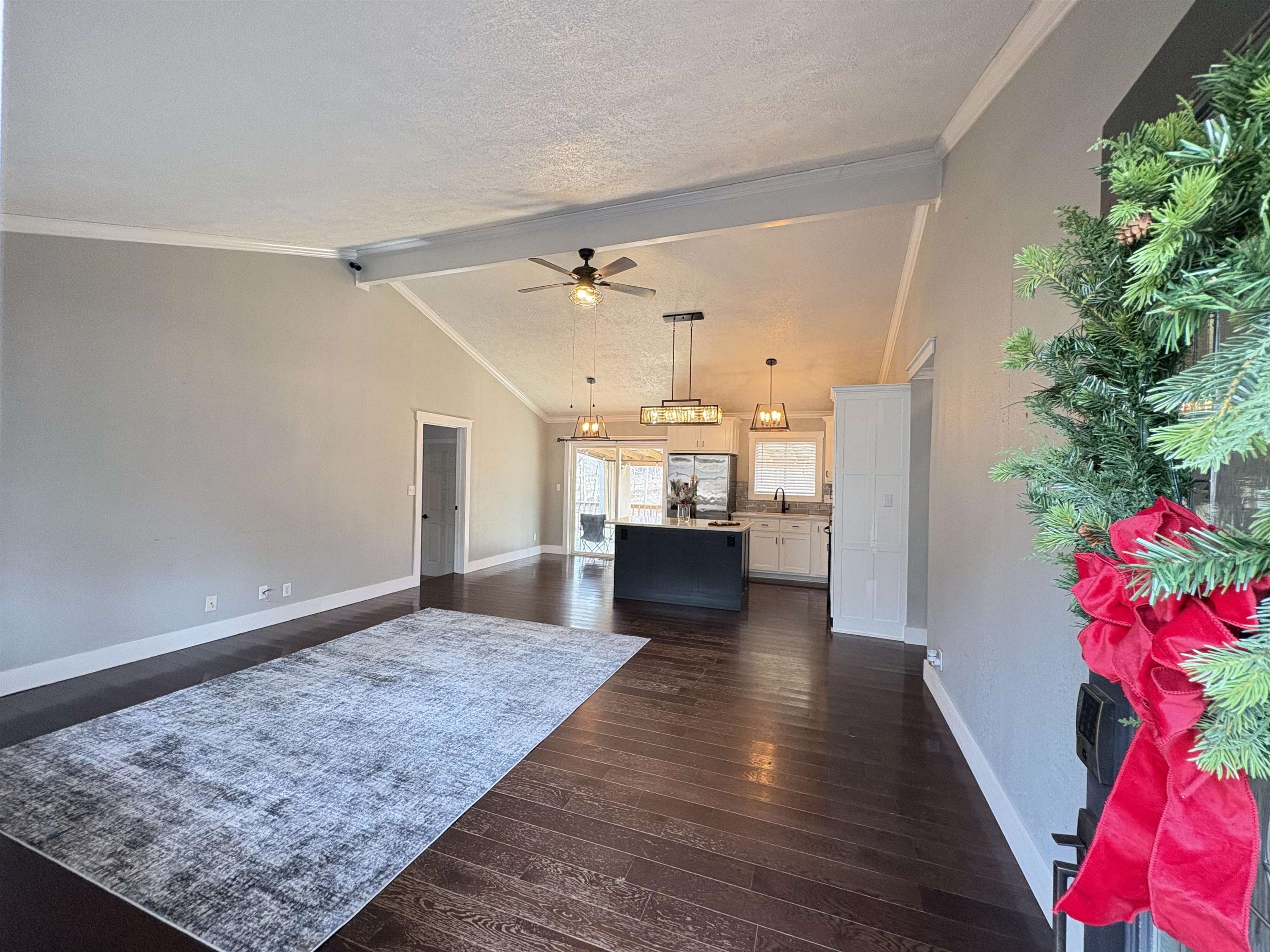 Seneca 1st - Residential