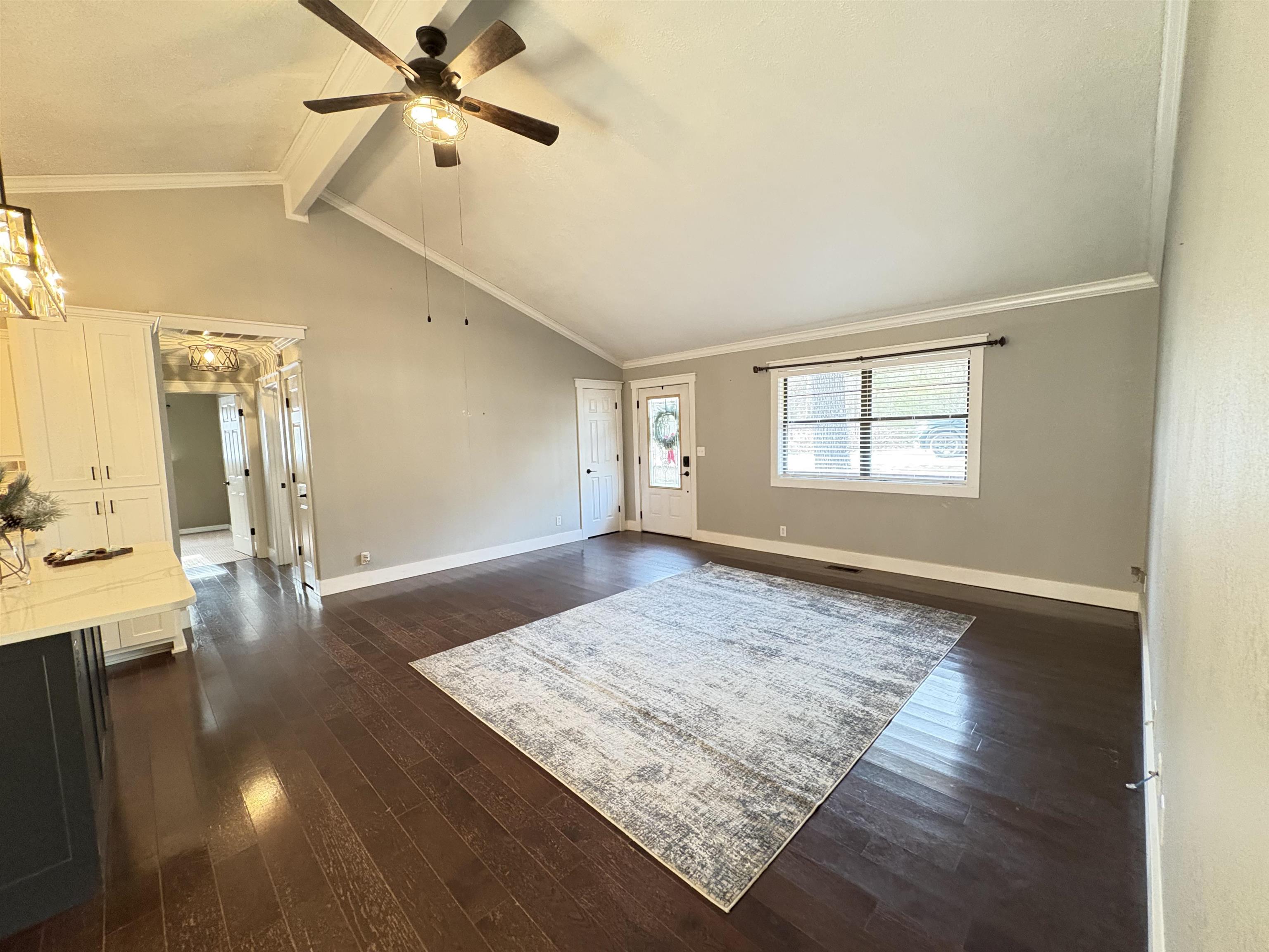 Seneca 1st - Residential