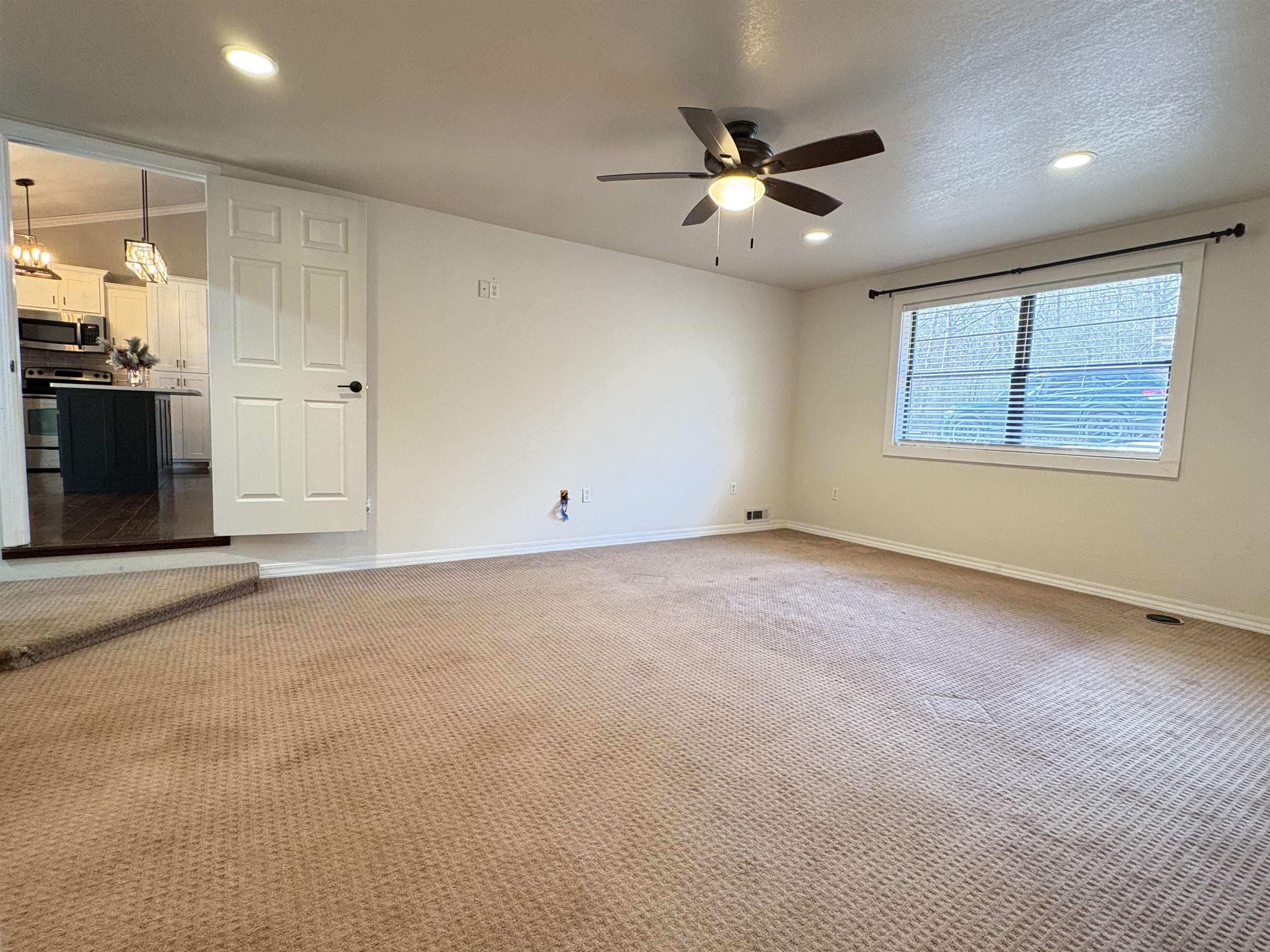 Seneca 1st - Residential