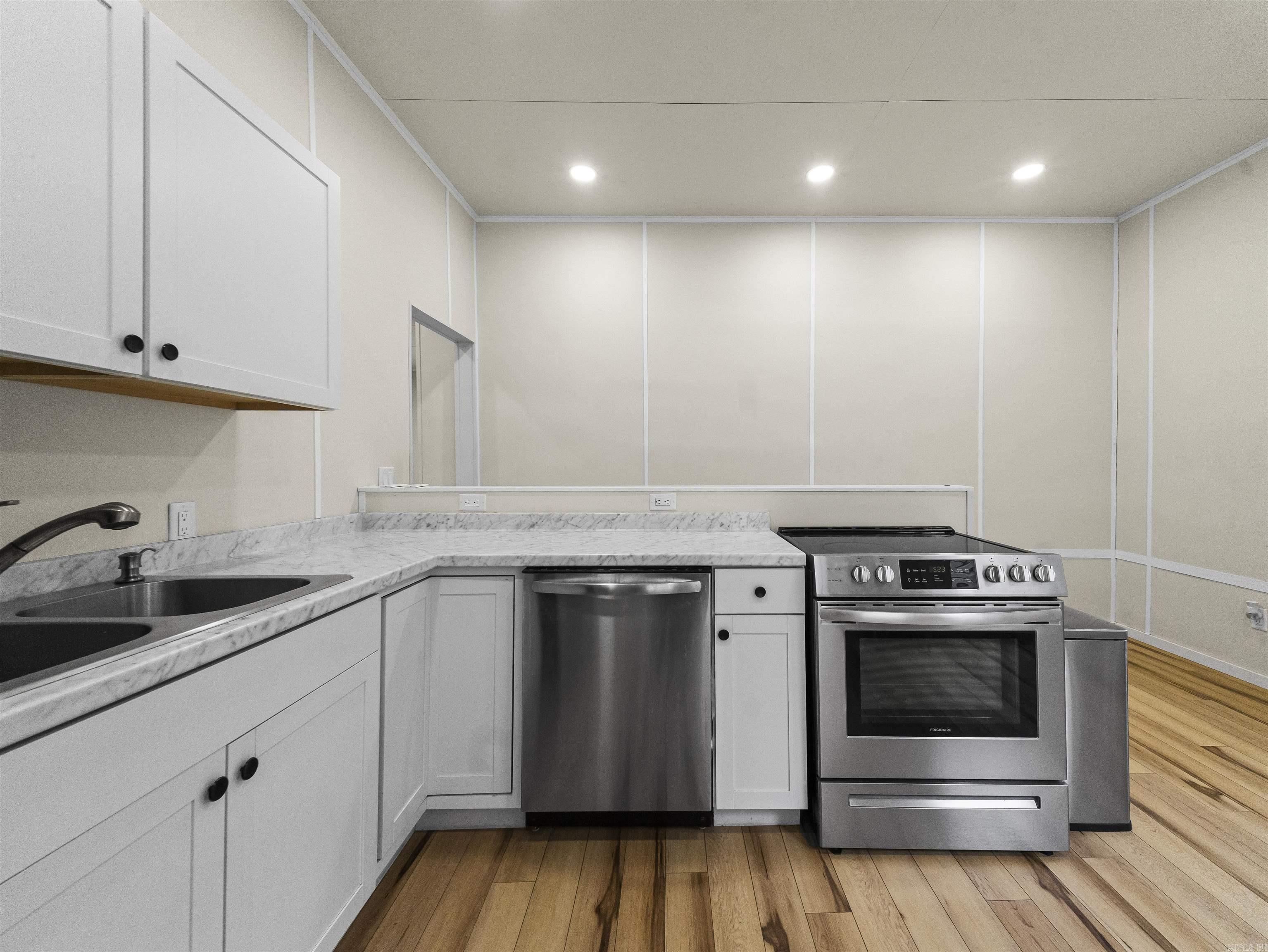 EDDY & LONGINOTTI - Residential