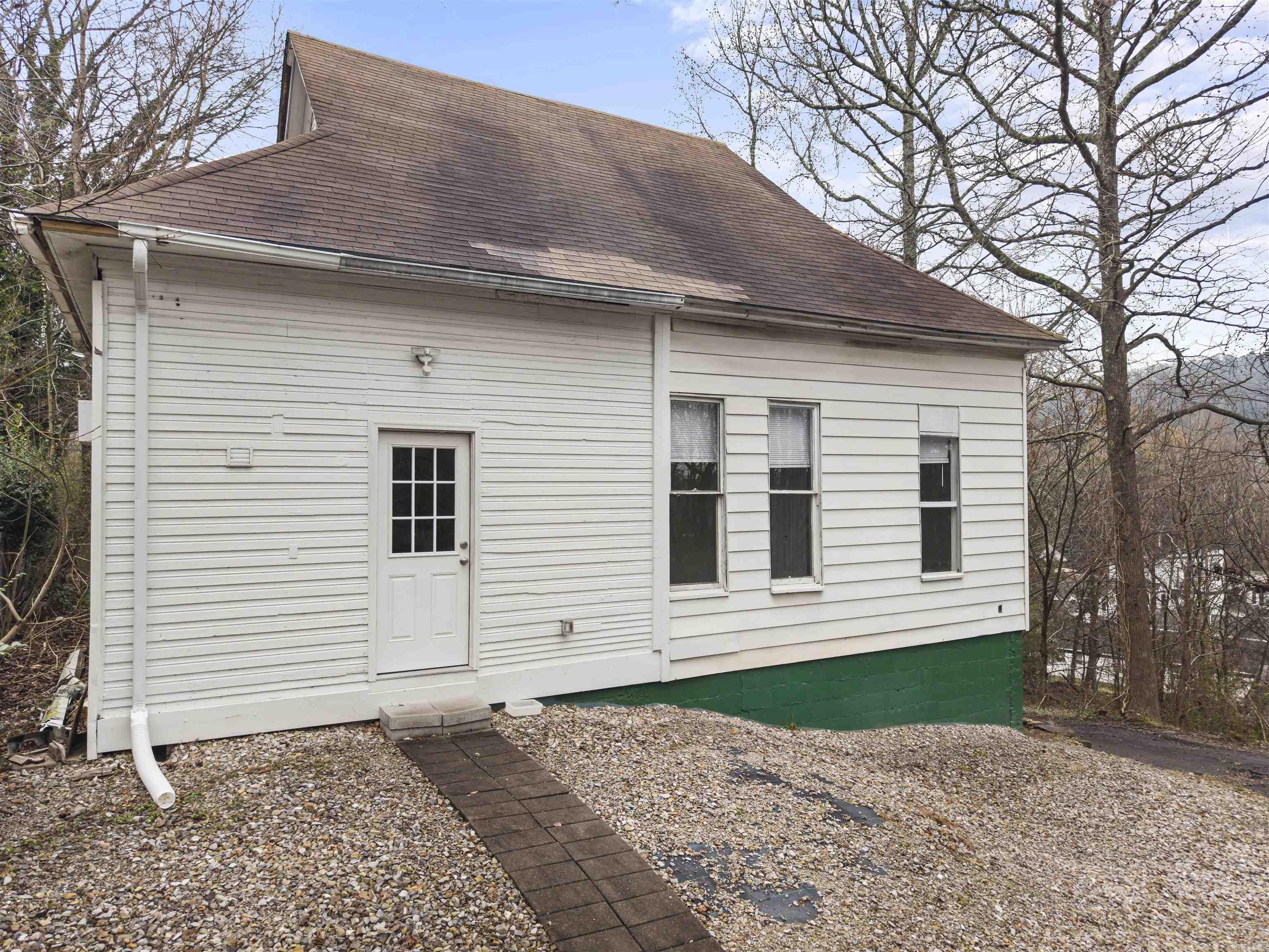 EDDY & LONGINOTTI - Residential