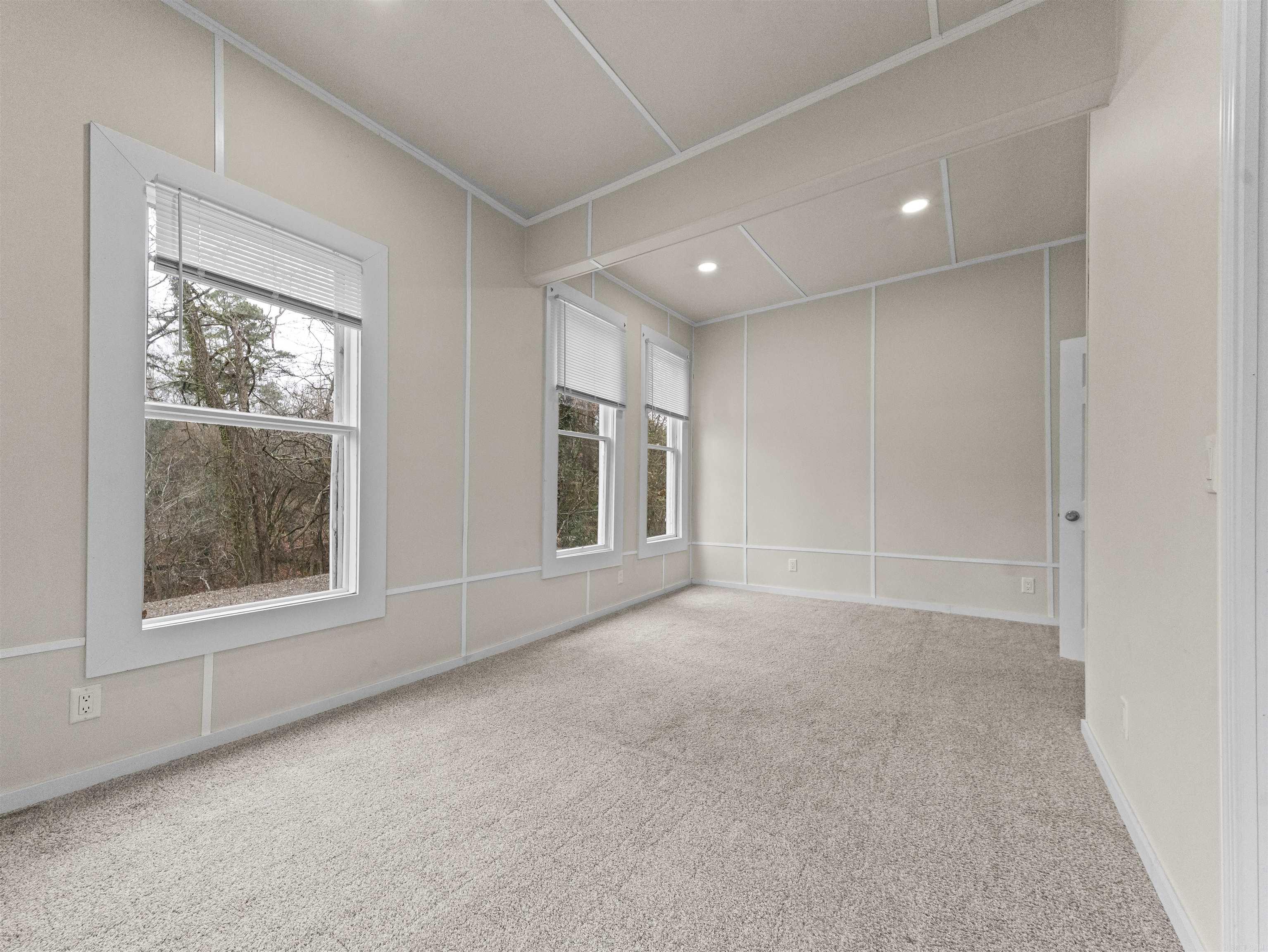 EDDY & LONGINOTTI - Residential