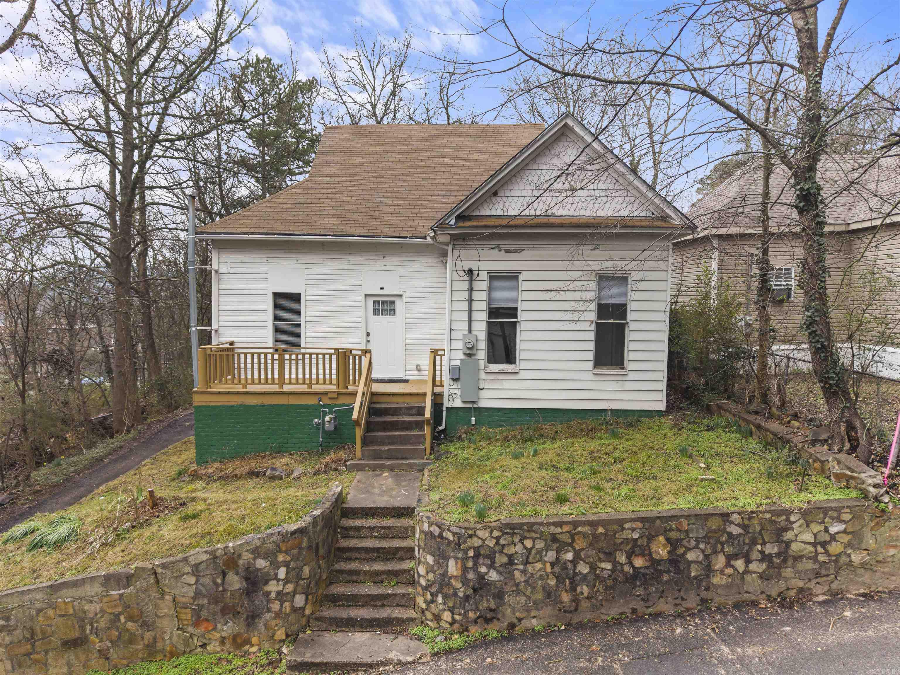 EDDY & LONGINOTTI - Residential