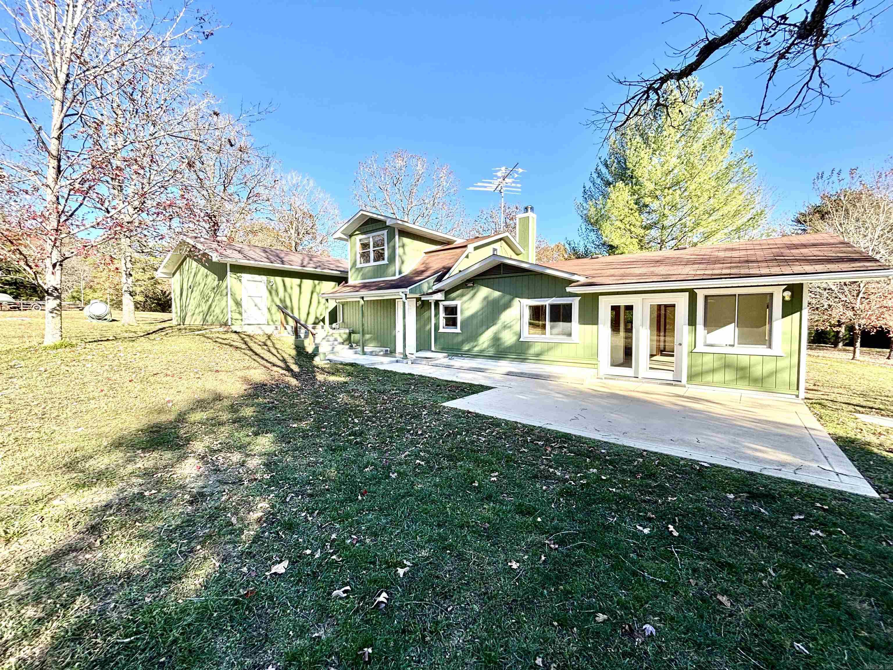 INDIAN HILLS EST - Residential