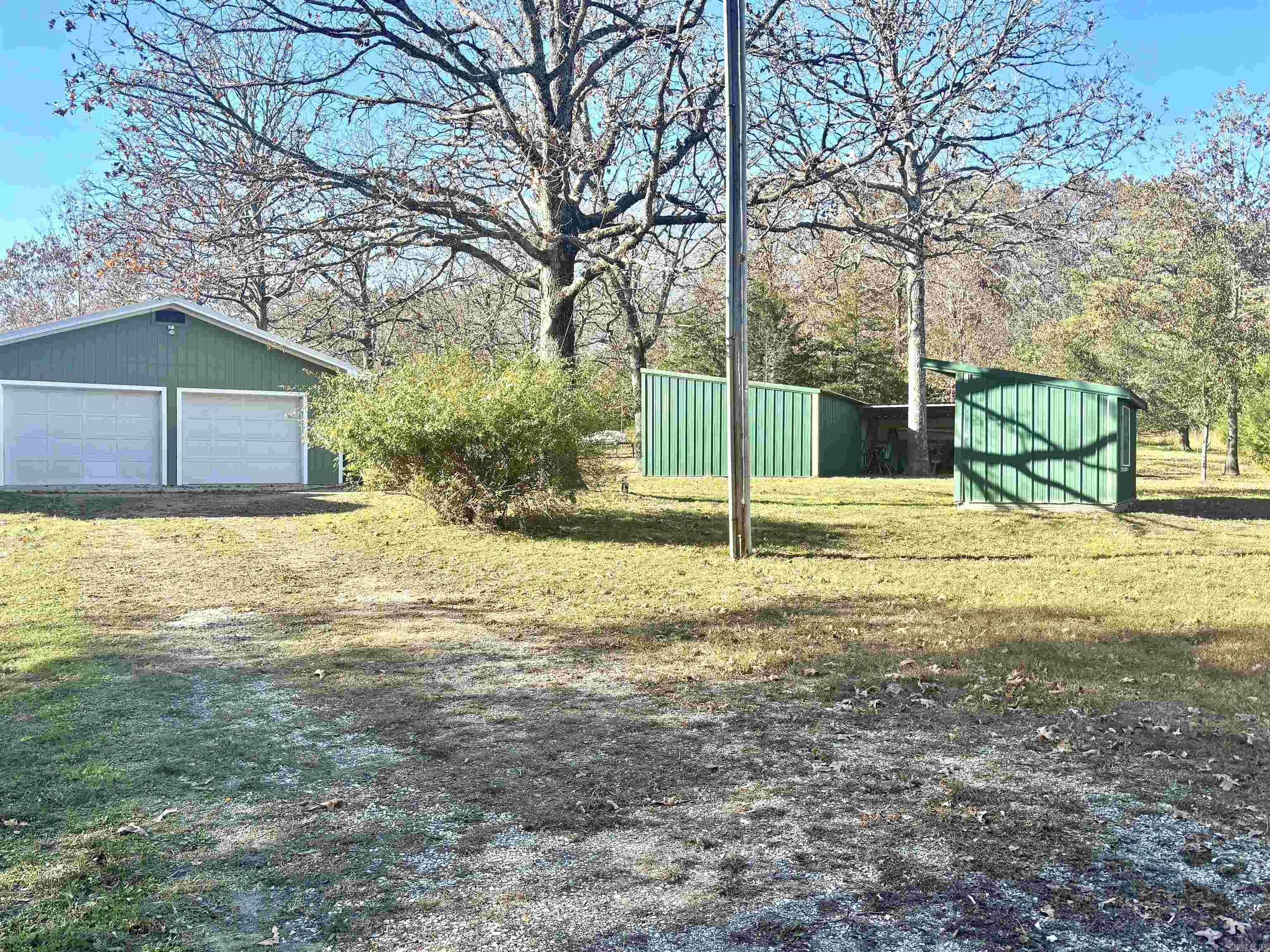 INDIAN HILLS EST - Residential