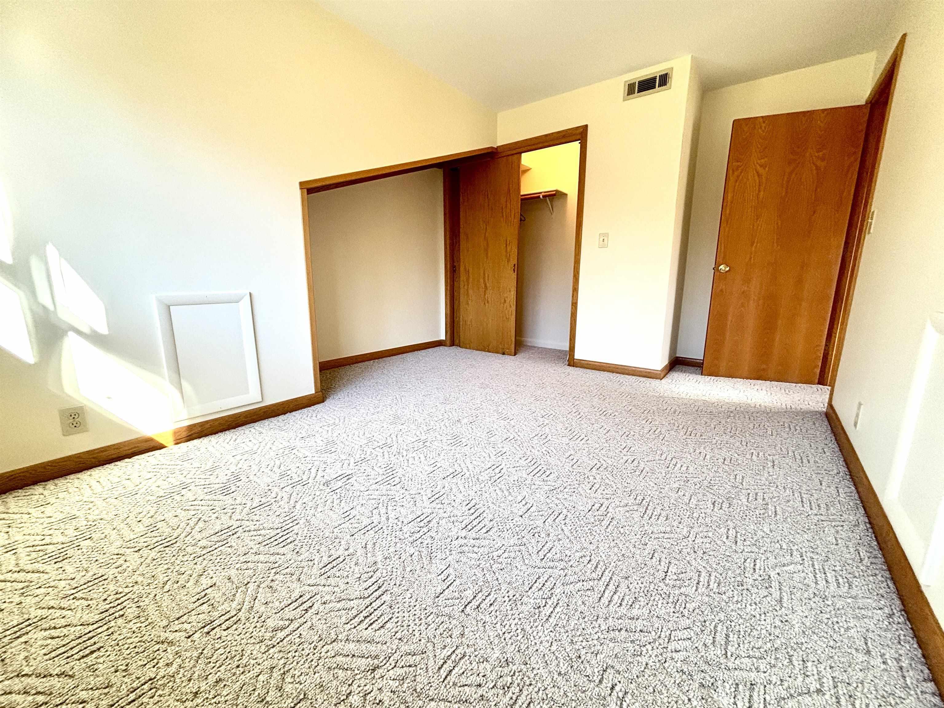 INDIAN HILLS EST - Residential