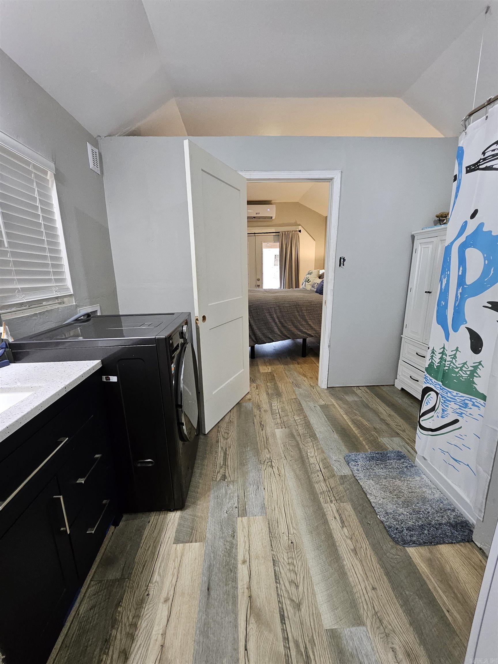 Mill Creek - Residential